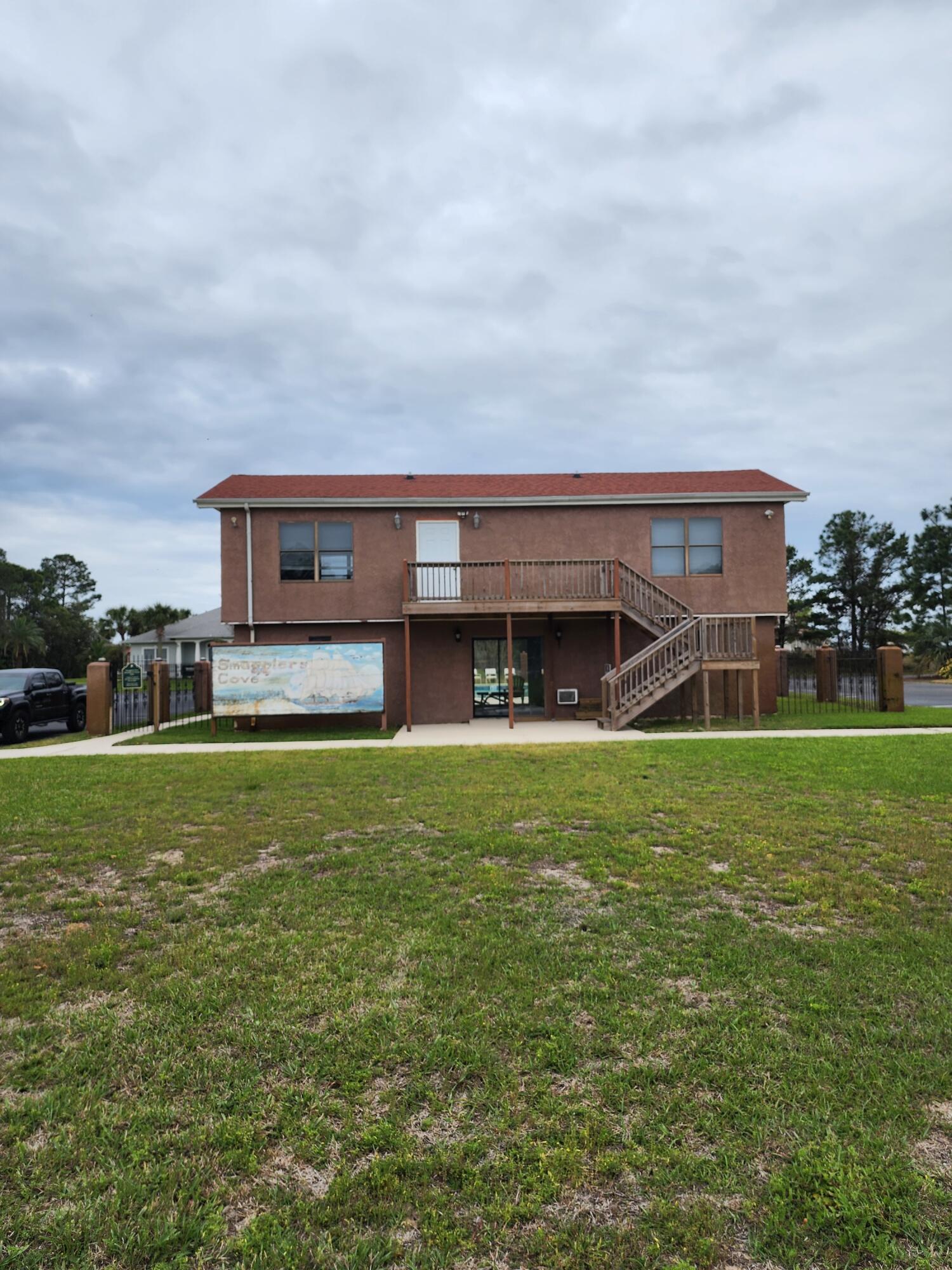 SMUGGLERS COVE - Land