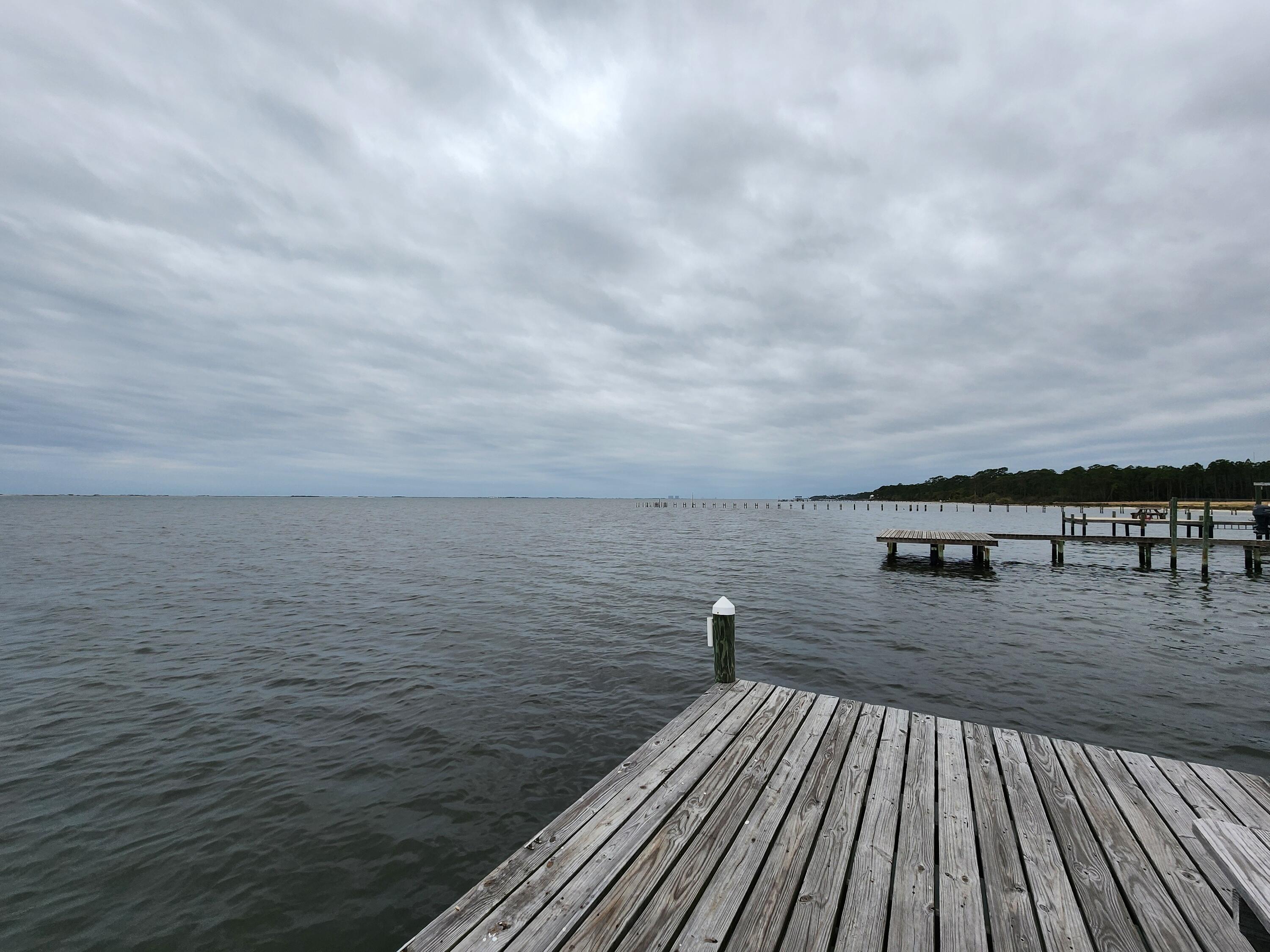 SMUGGLERS COVE - Land