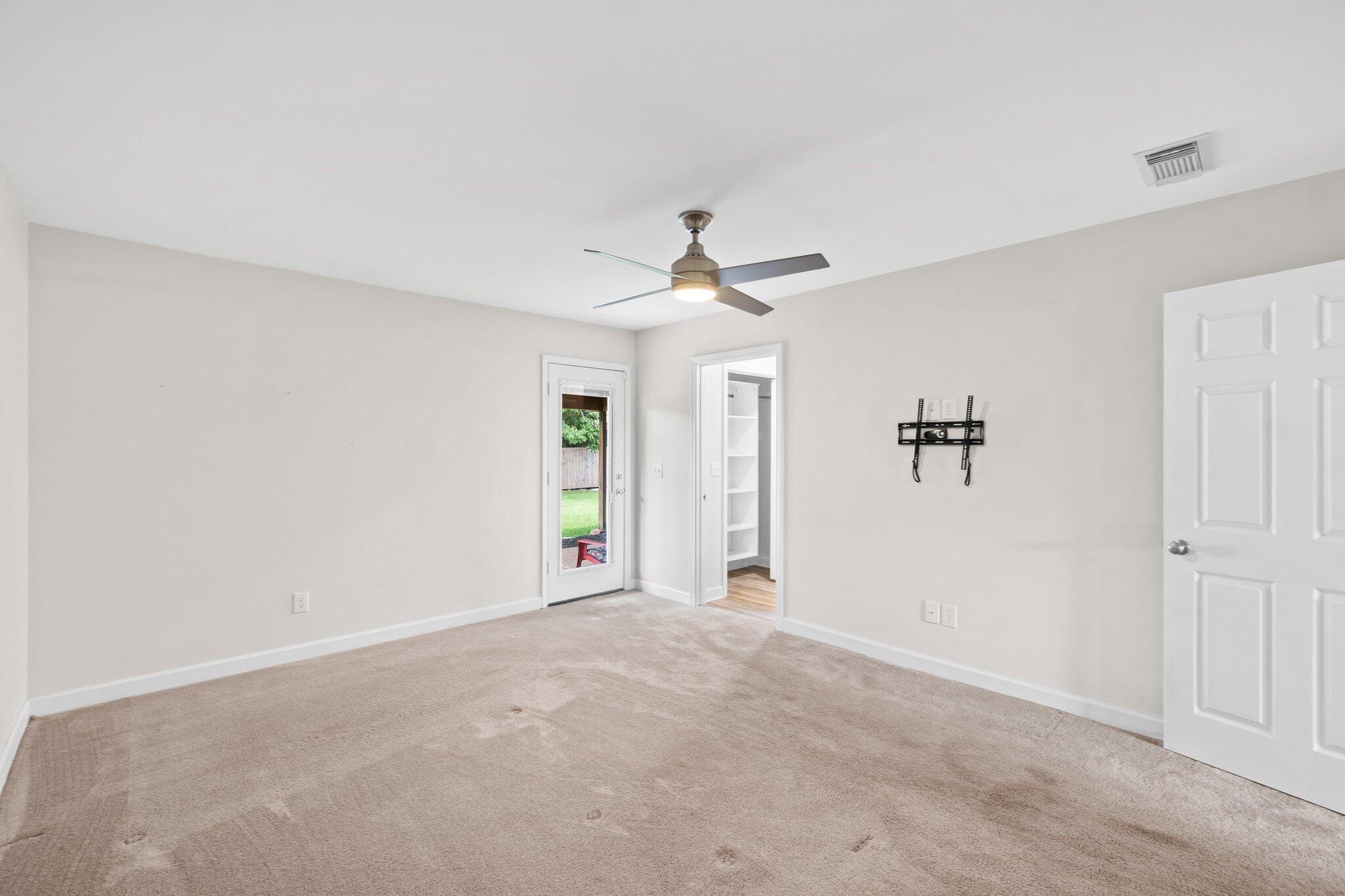 Derby Woods - Residential Lease