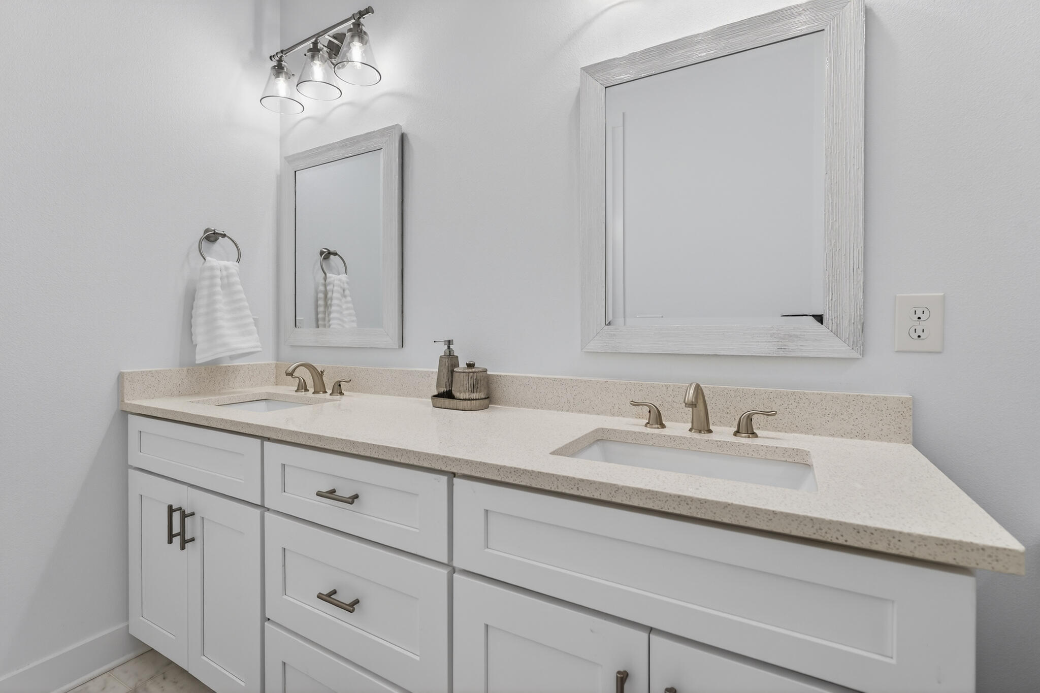 PLANTATION OAKS S/D - Residential