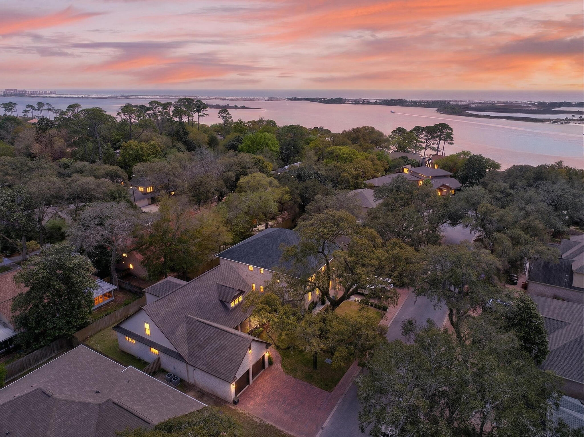 PLANTATION OAKS S/D - Residential