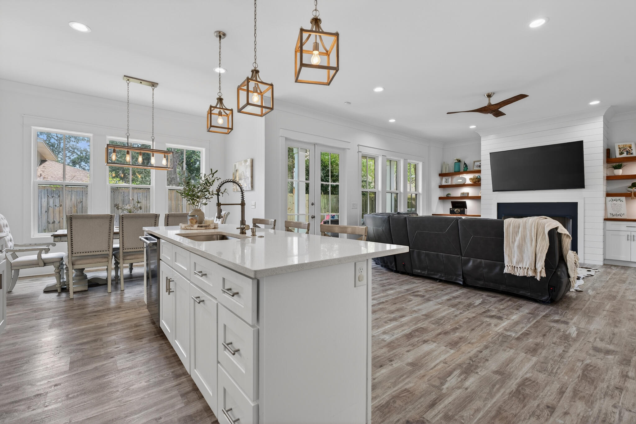 PLANTATION OAKS S/D - Residential