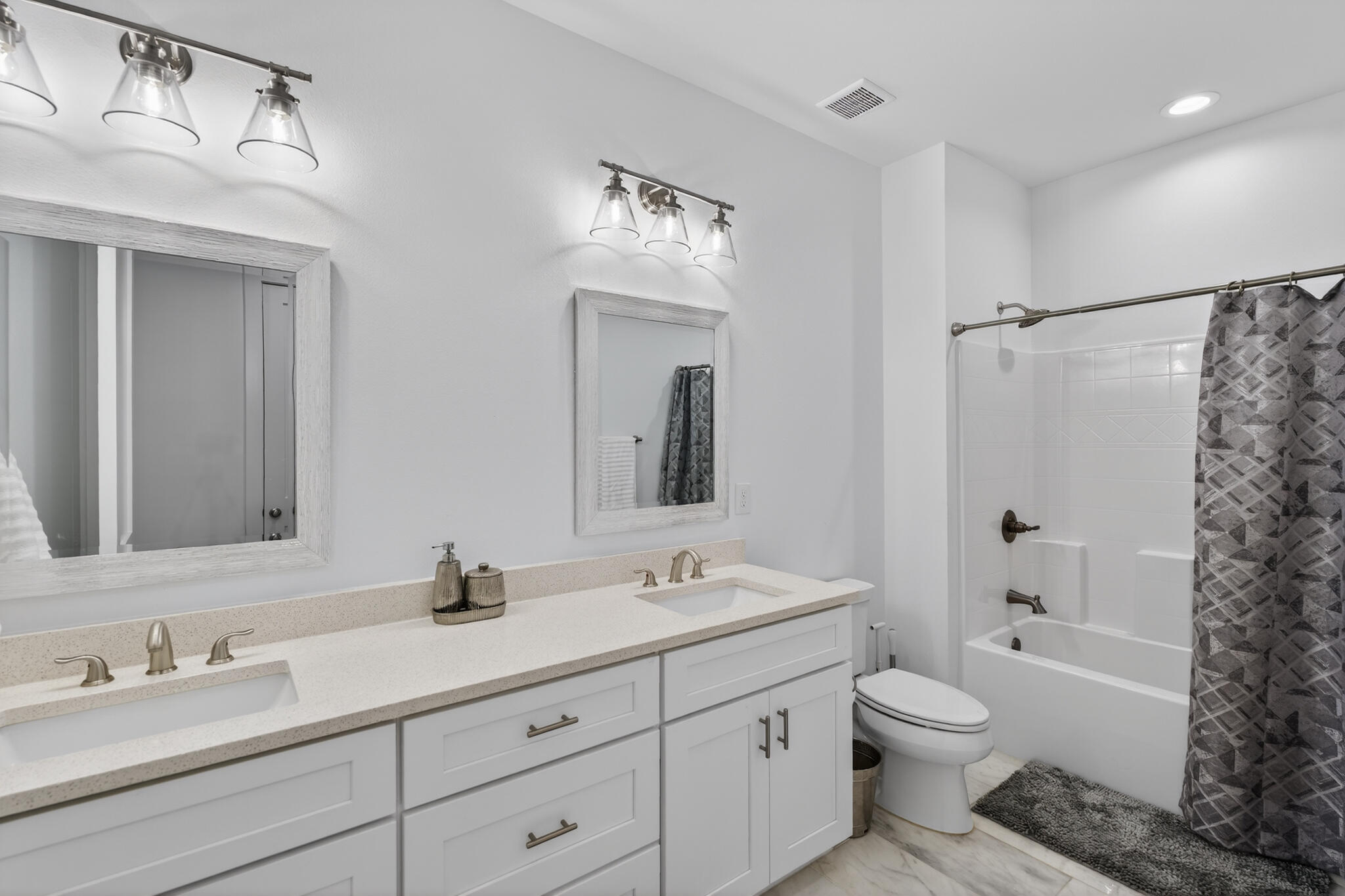 PLANTATION OAKS S/D - Residential