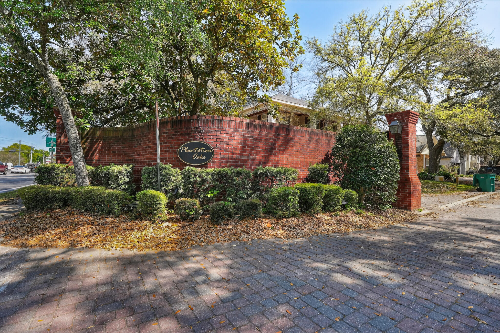 PLANTATION OAKS S/D - Residential