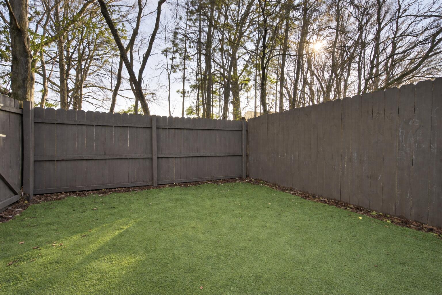 LEESA JENNIFER ACRES - Residential