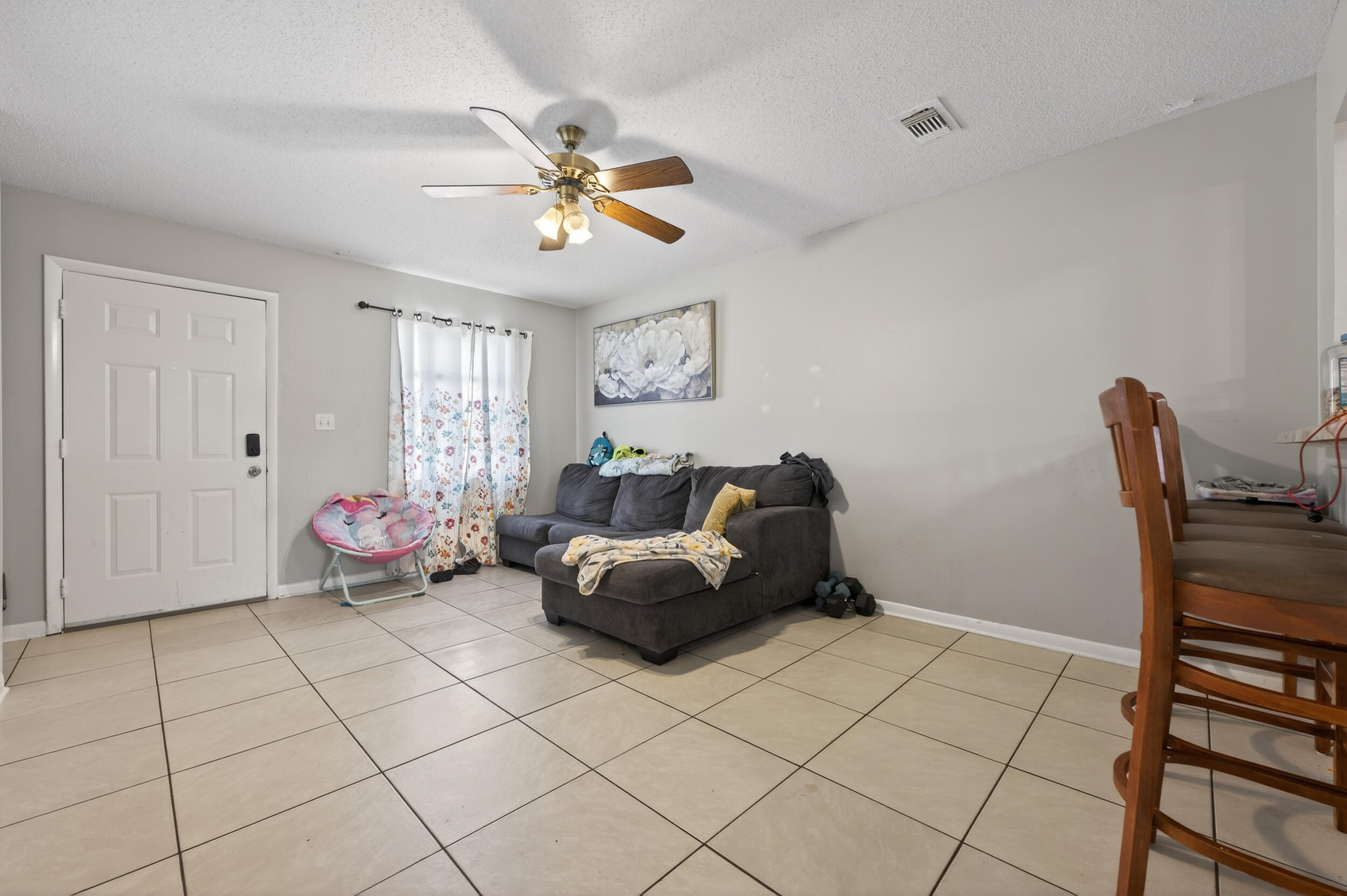 LEESA JENNIFER ACRES - Residential