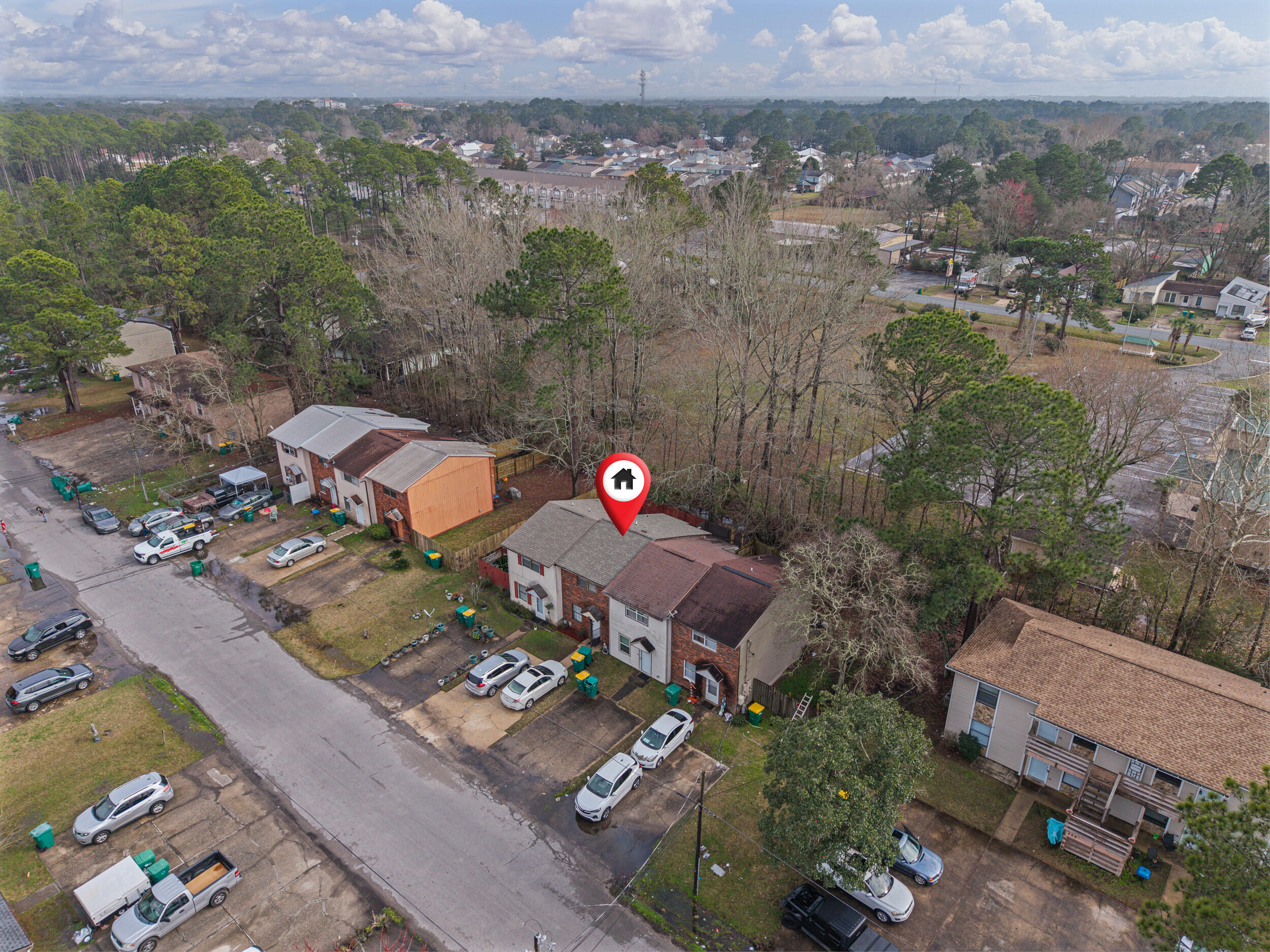 LEESA JENNIFER ACRES - Residential