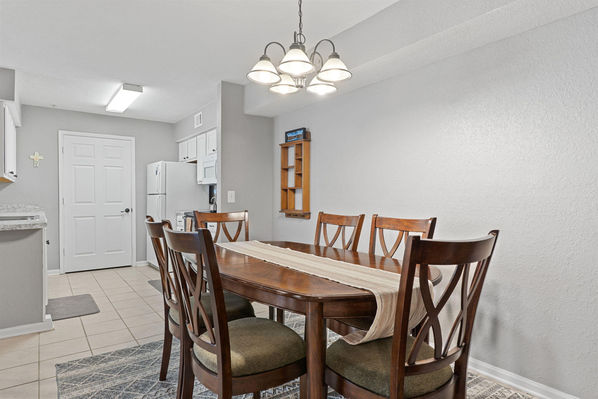 INDIAN LAKE - Residential