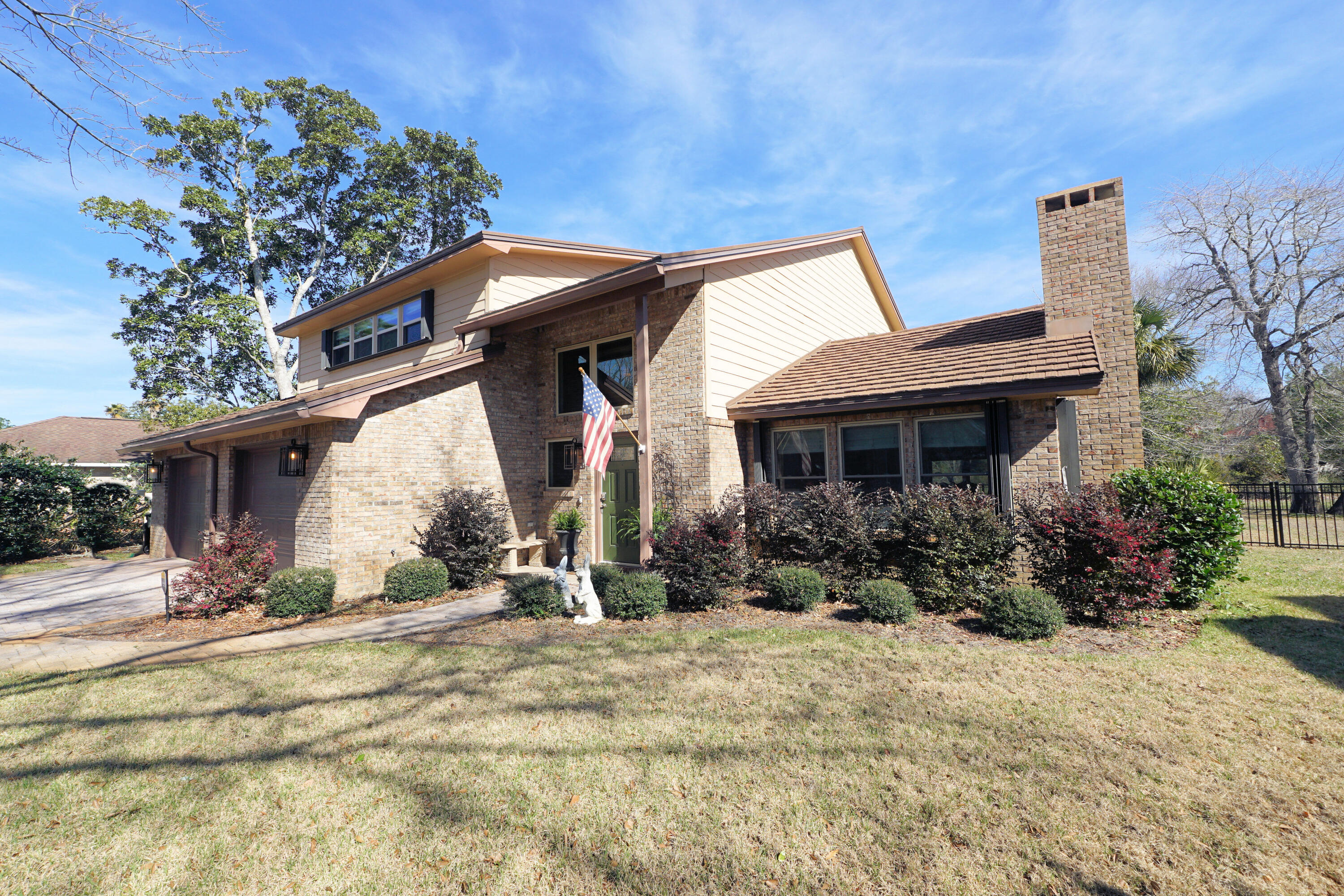 ST ANDREWS EAST BLUEWATER BAY - Residential