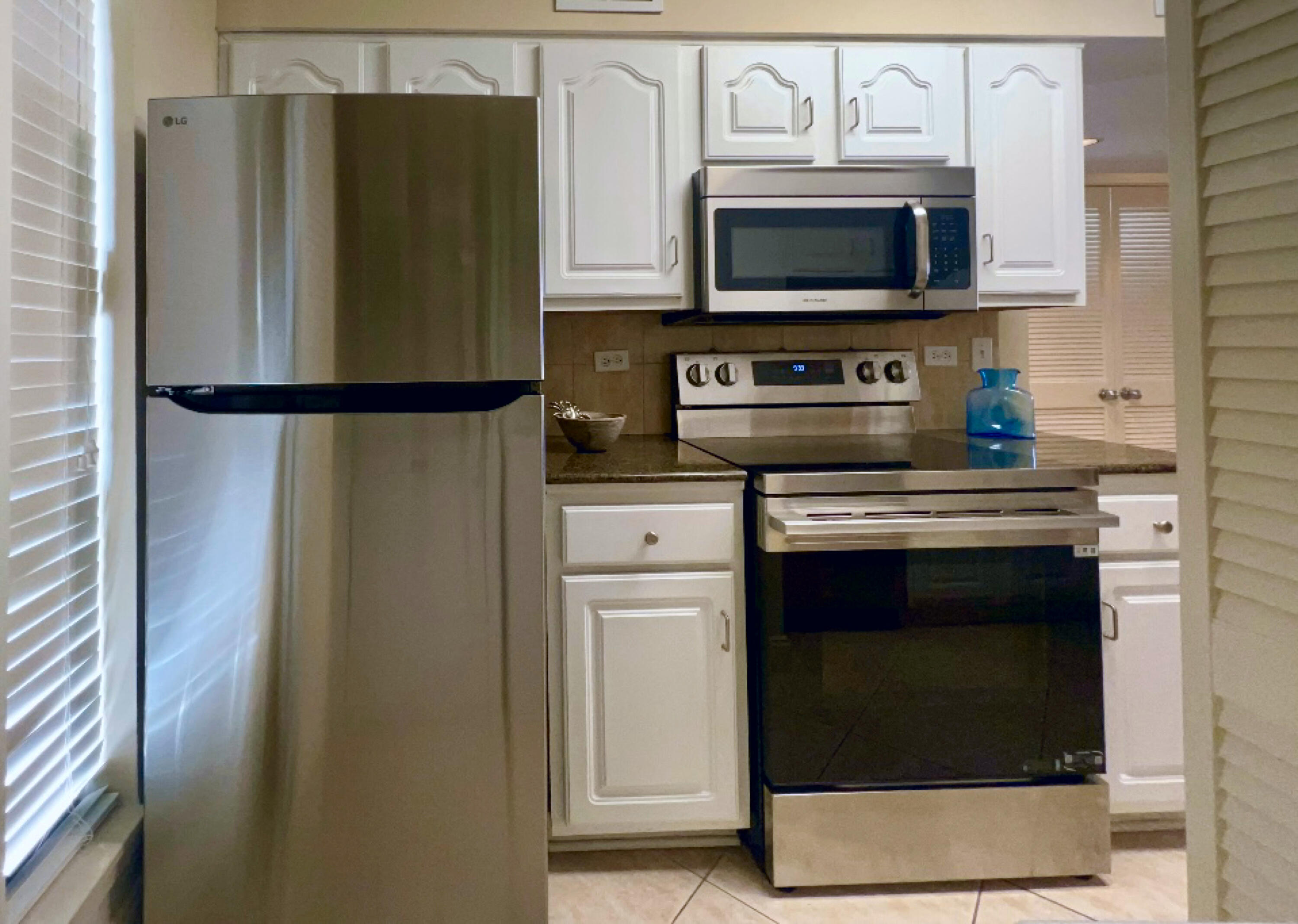 Mainsail Condo Ph Iv - Residential