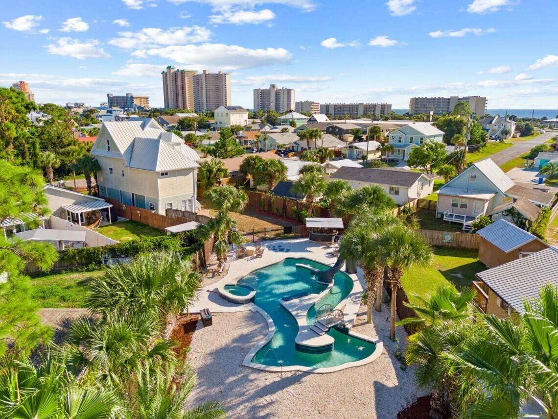 HOLIDAY BEACH UNIT 16 - Residential