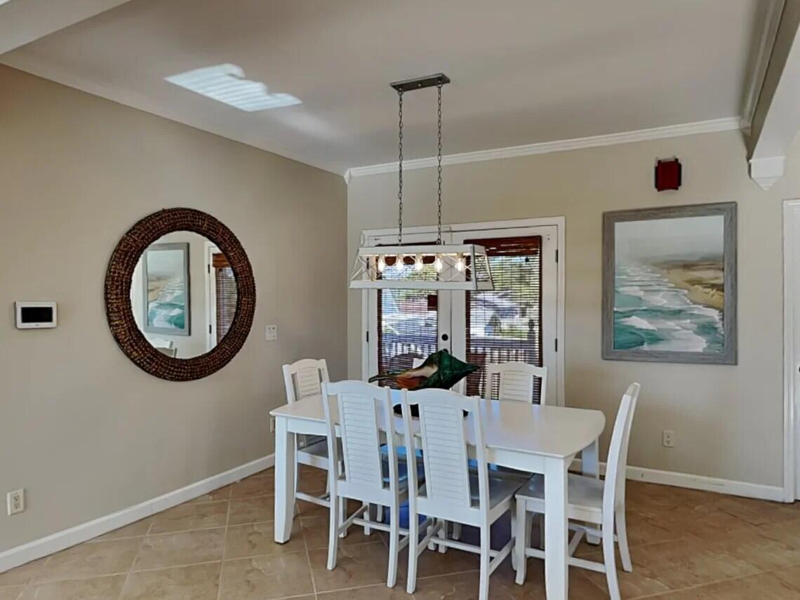 HOLIDAY BEACH UNIT 16 - Residential