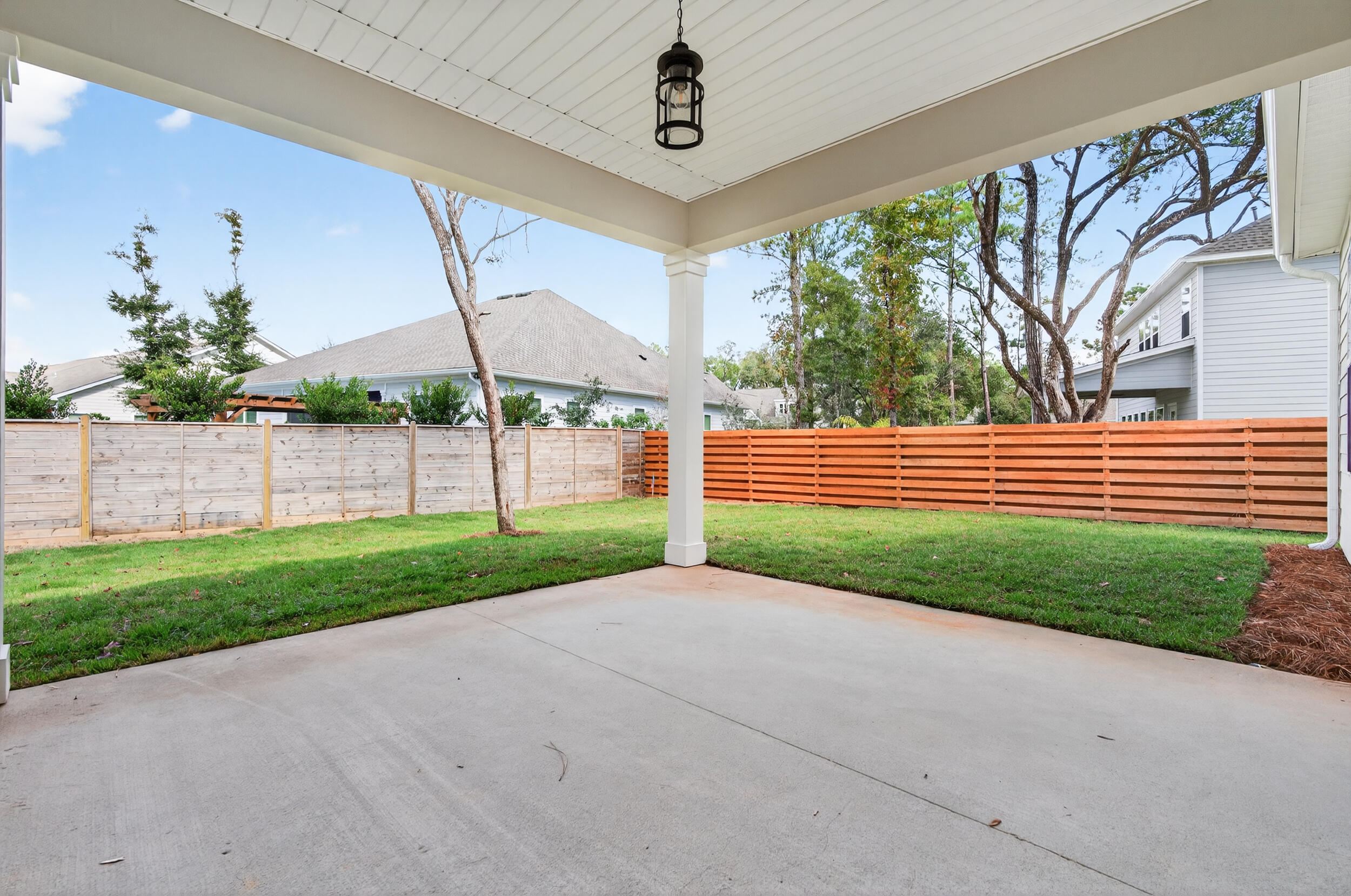 MAGNOLIA BAY ESTATES - Residential