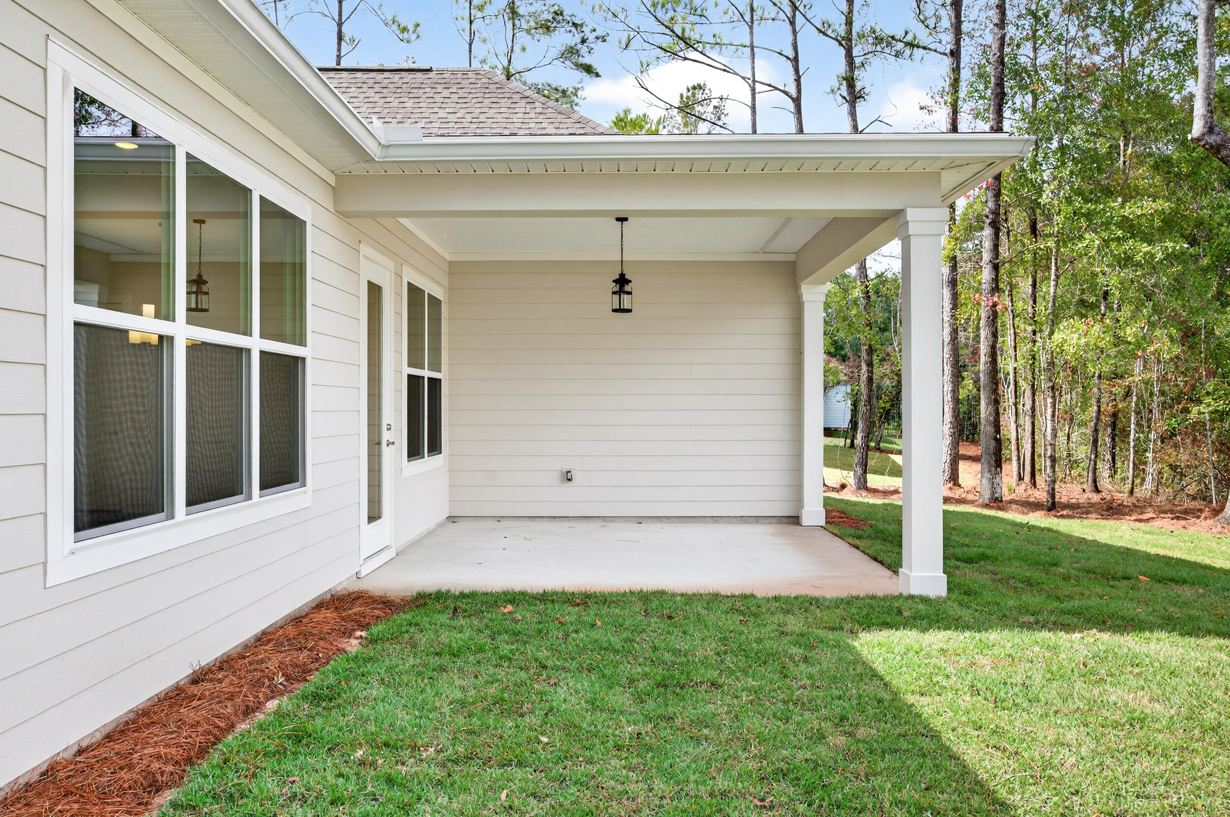 MAGNOLIA BAY ESTATES - Residential