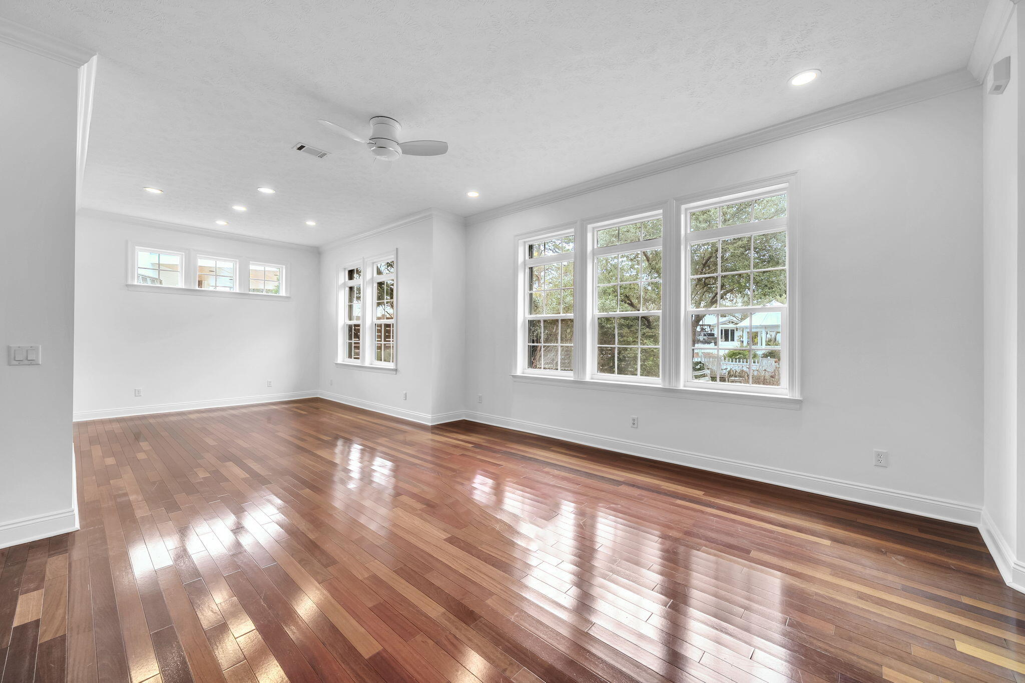 SEABREEZE PH 2 - Residential