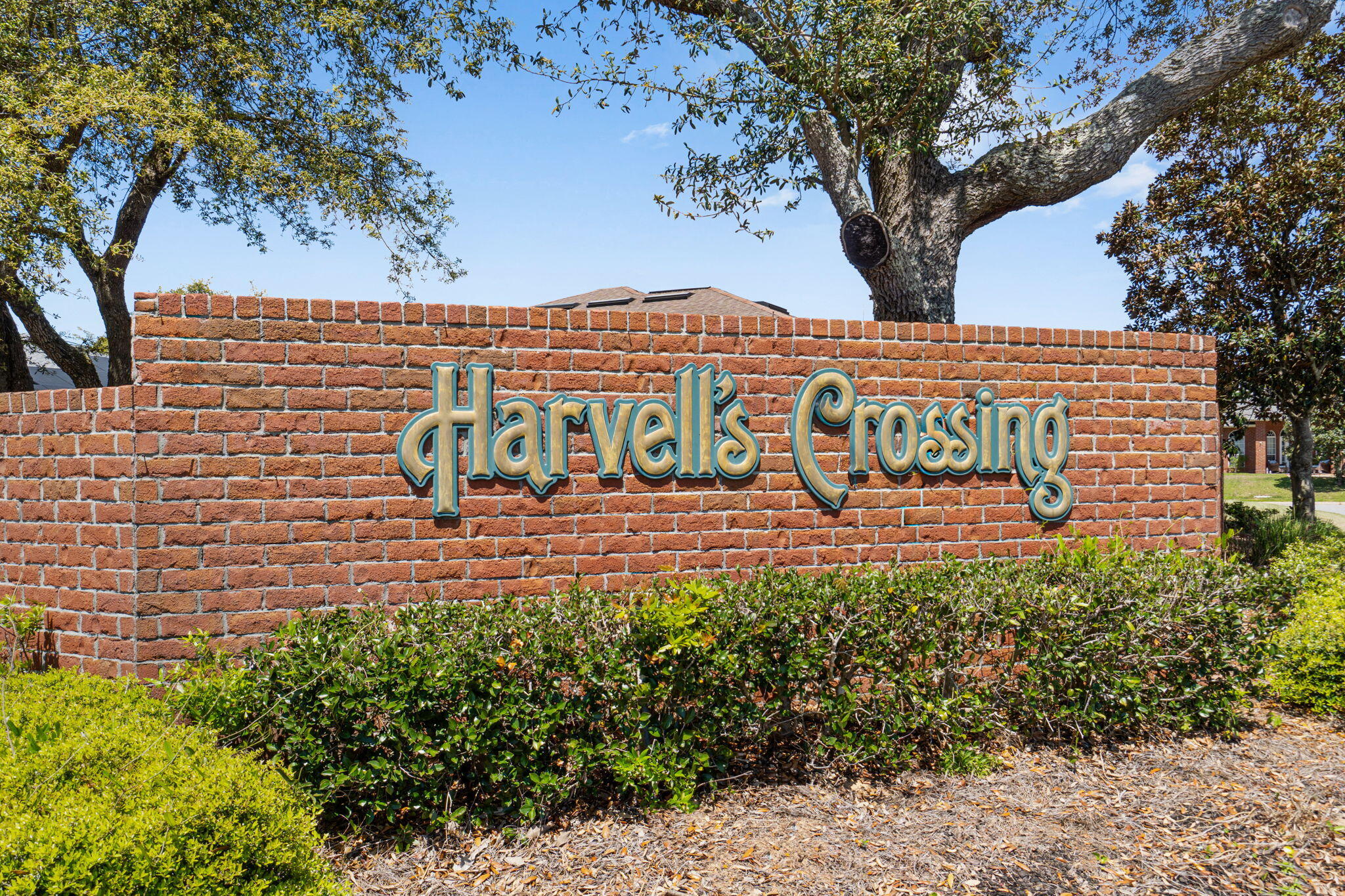 HARVELLS CROSSING - Residential