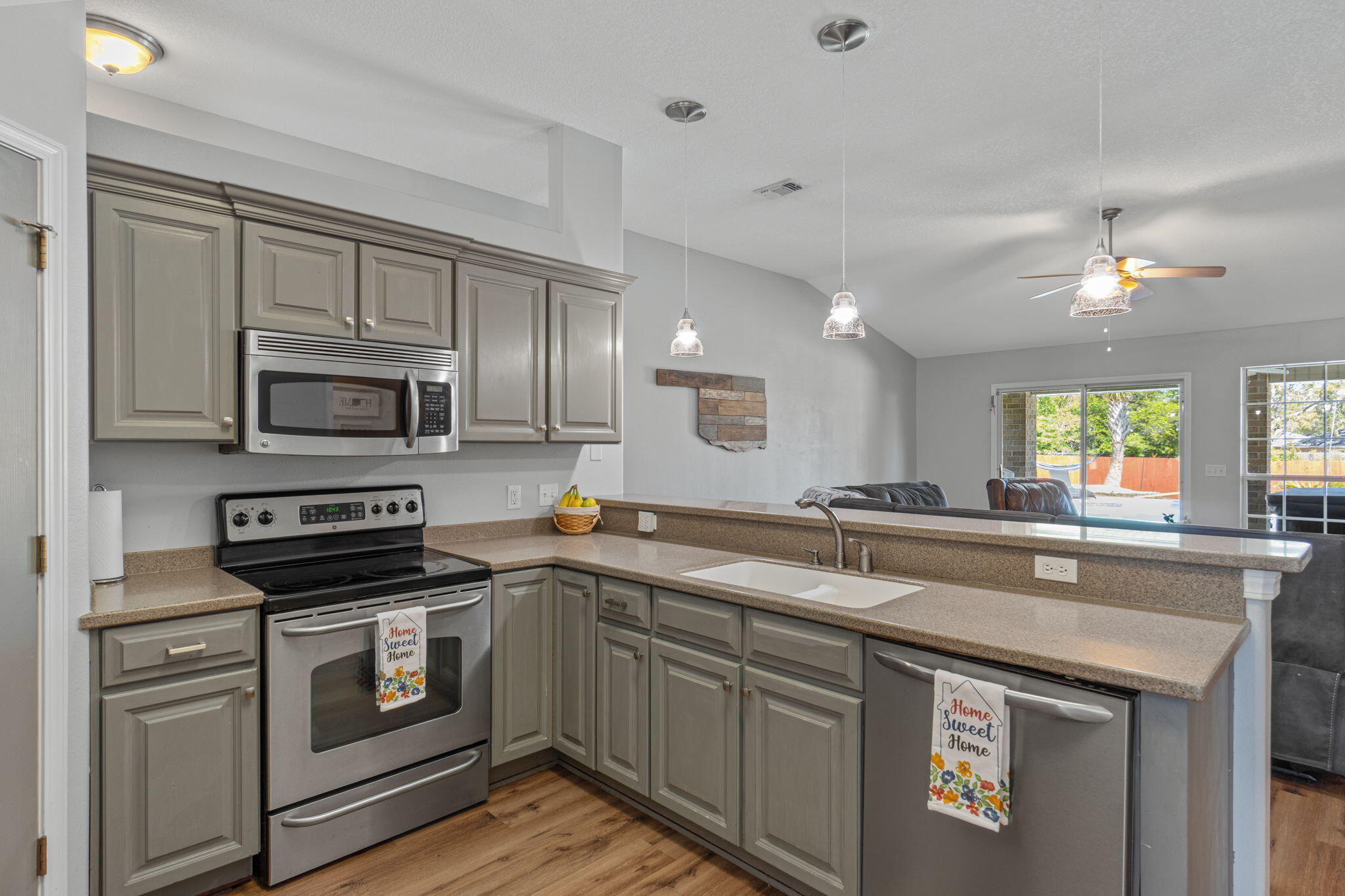 HARVELLS CROSSING - Residential