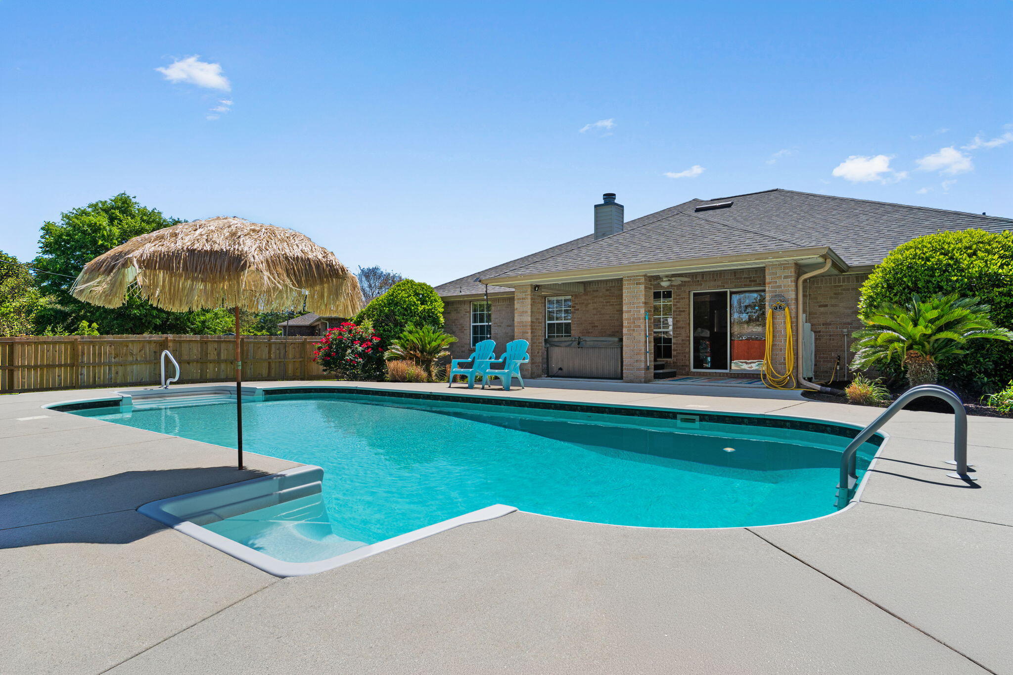 HARVELLS CROSSING - Residential