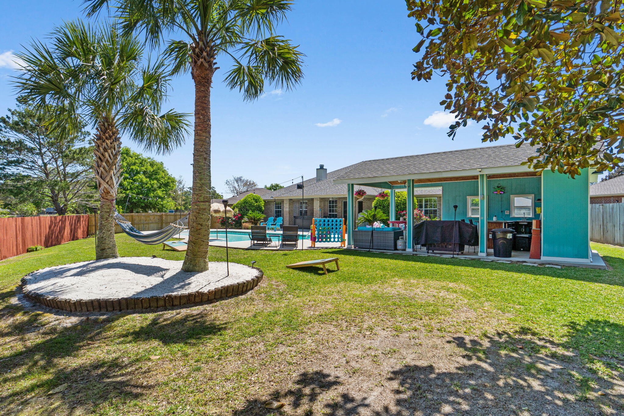 HARVELLS CROSSING - Residential