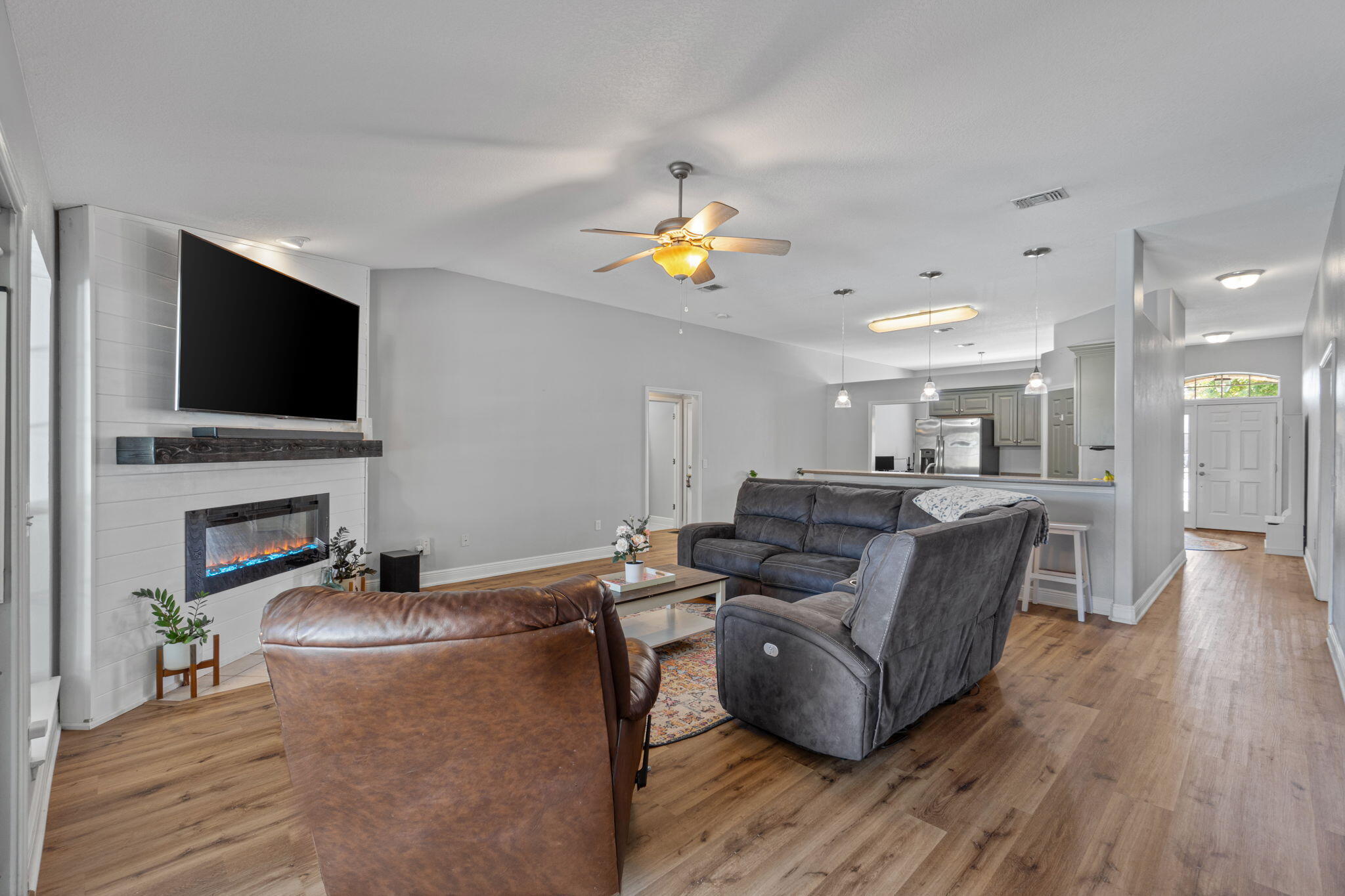 HARVELLS CROSSING - Residential