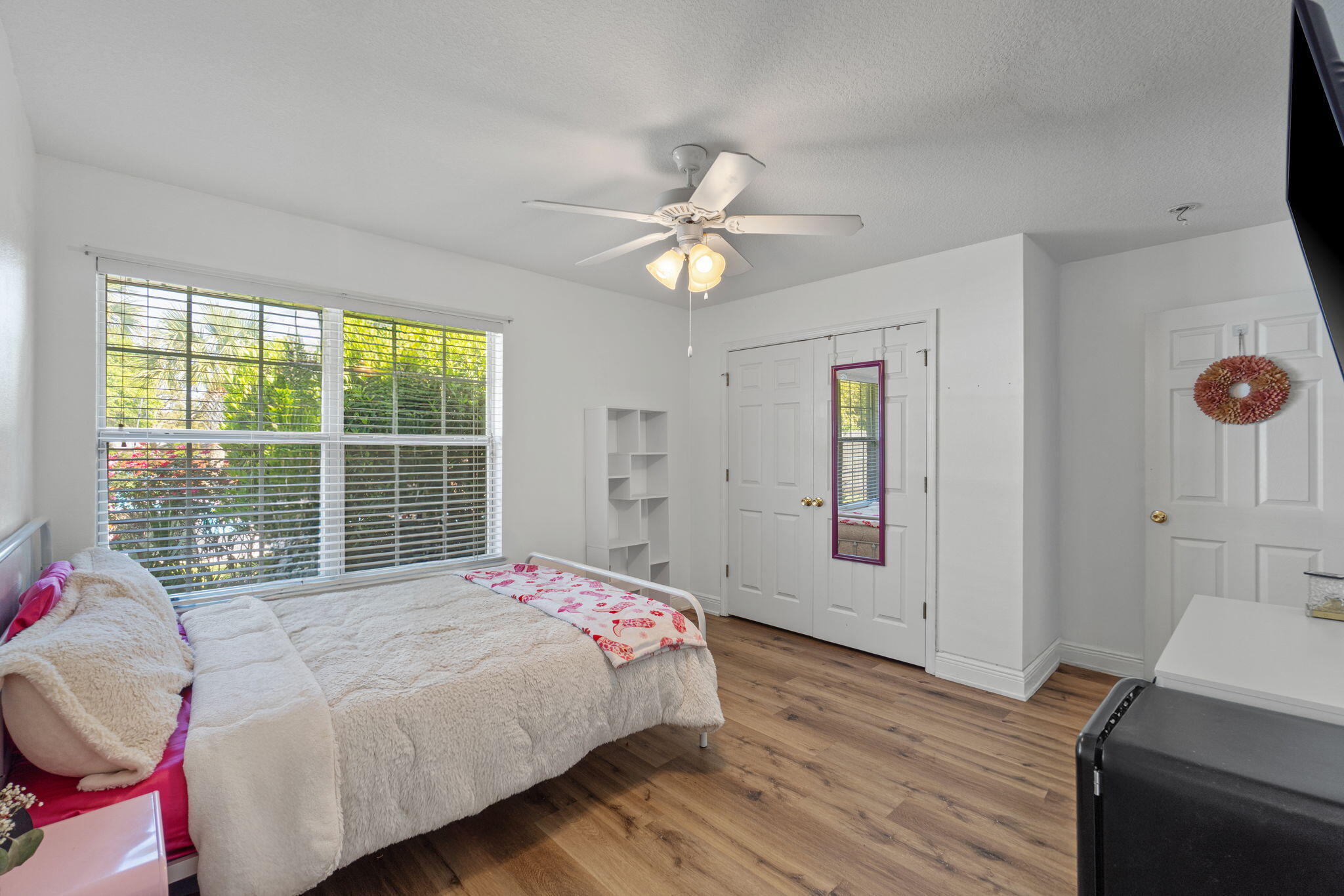 HARVELLS CROSSING - Residential