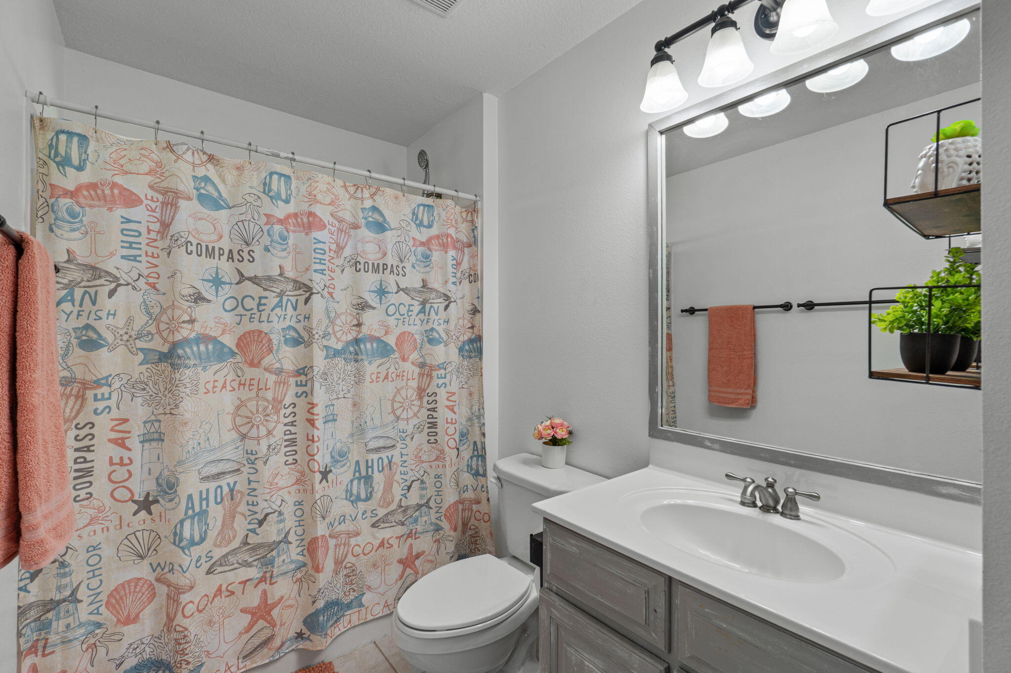 HARVELLS CROSSING - Residential