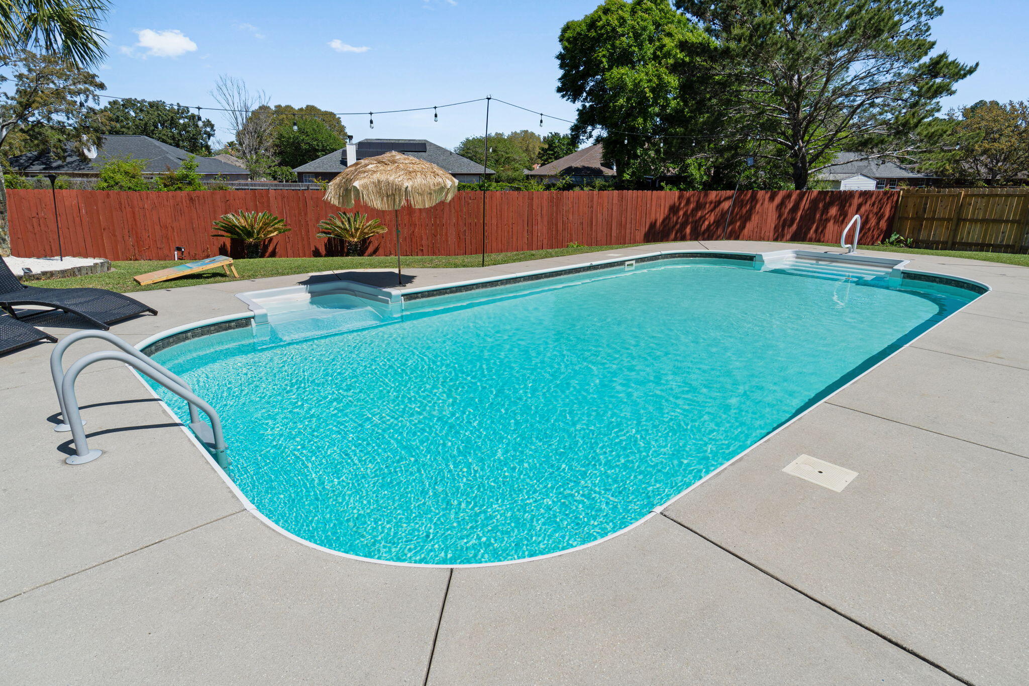 HARVELLS CROSSING - Residential