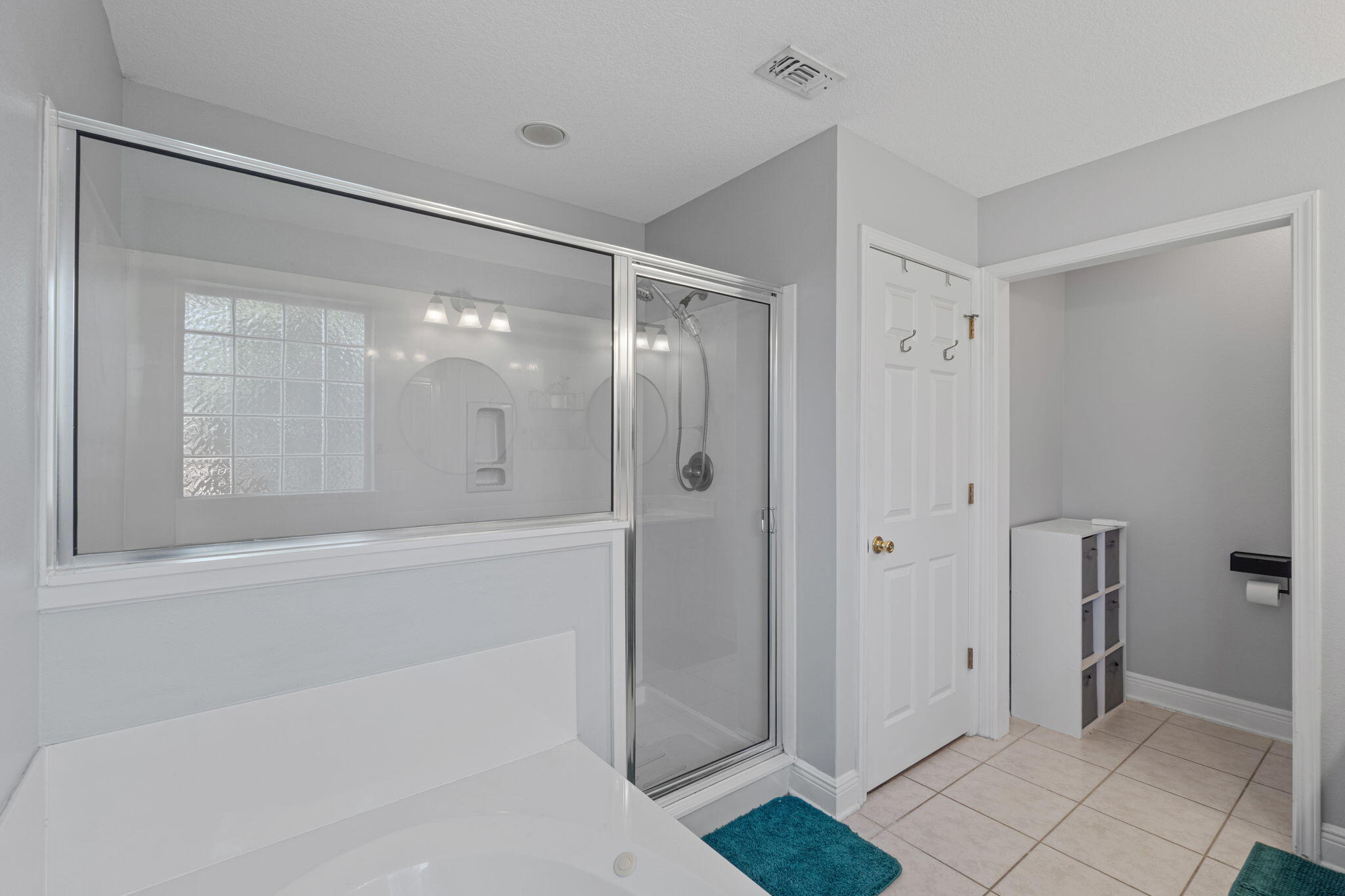 HARVELLS CROSSING - Residential