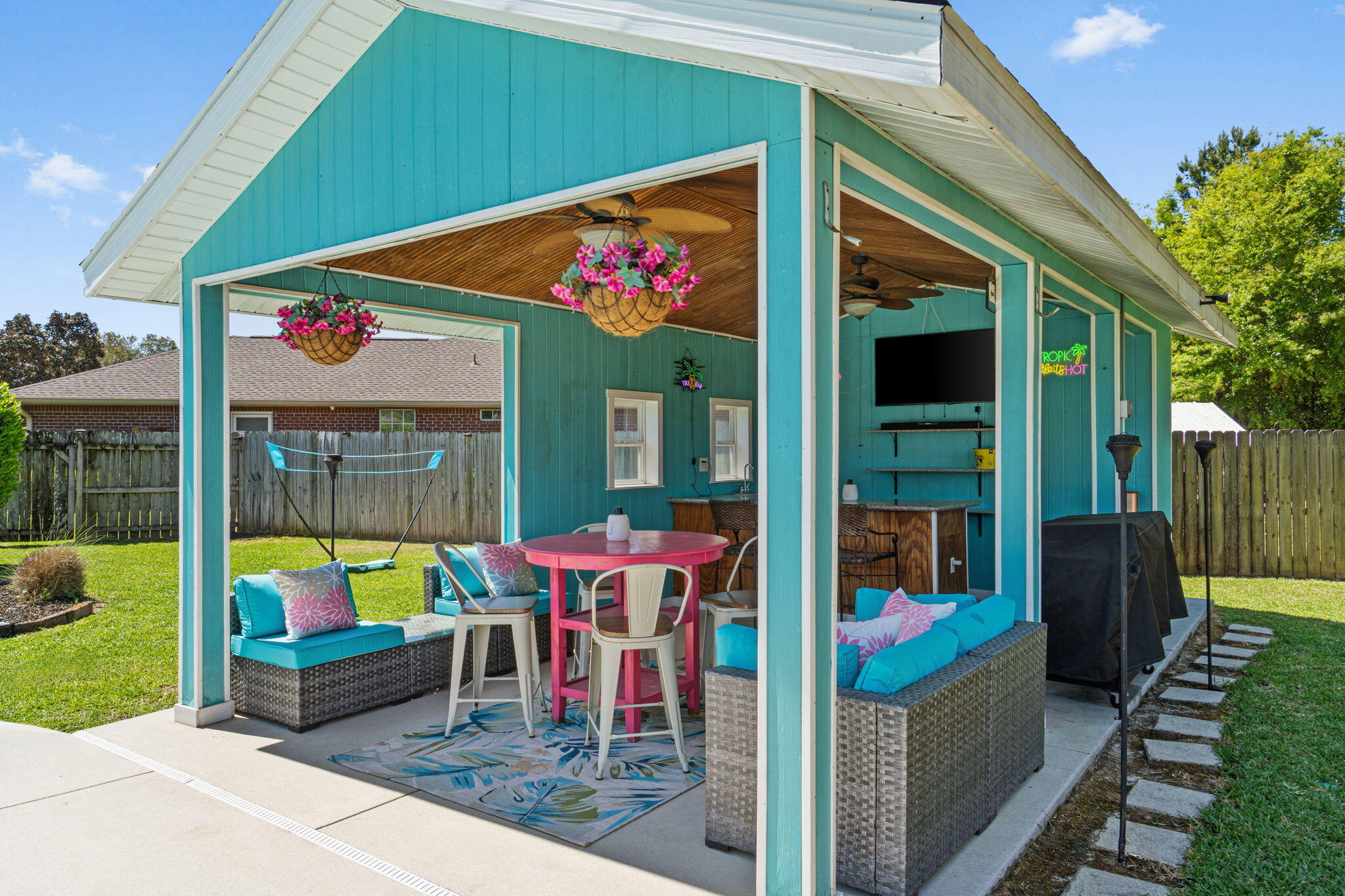 HARVELLS CROSSING - Residential