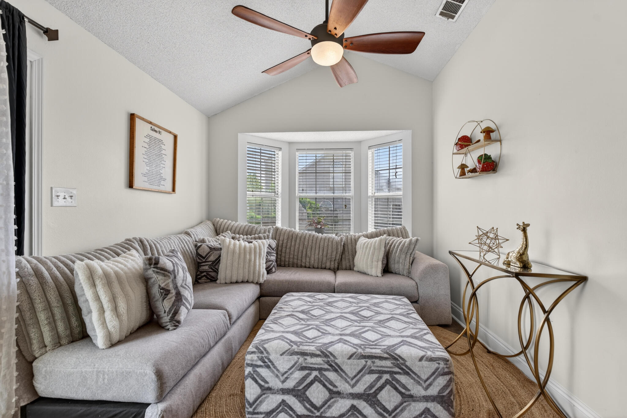 COUNTRYVIEW ESTATES 4TH ADDN PH 2 - Residential