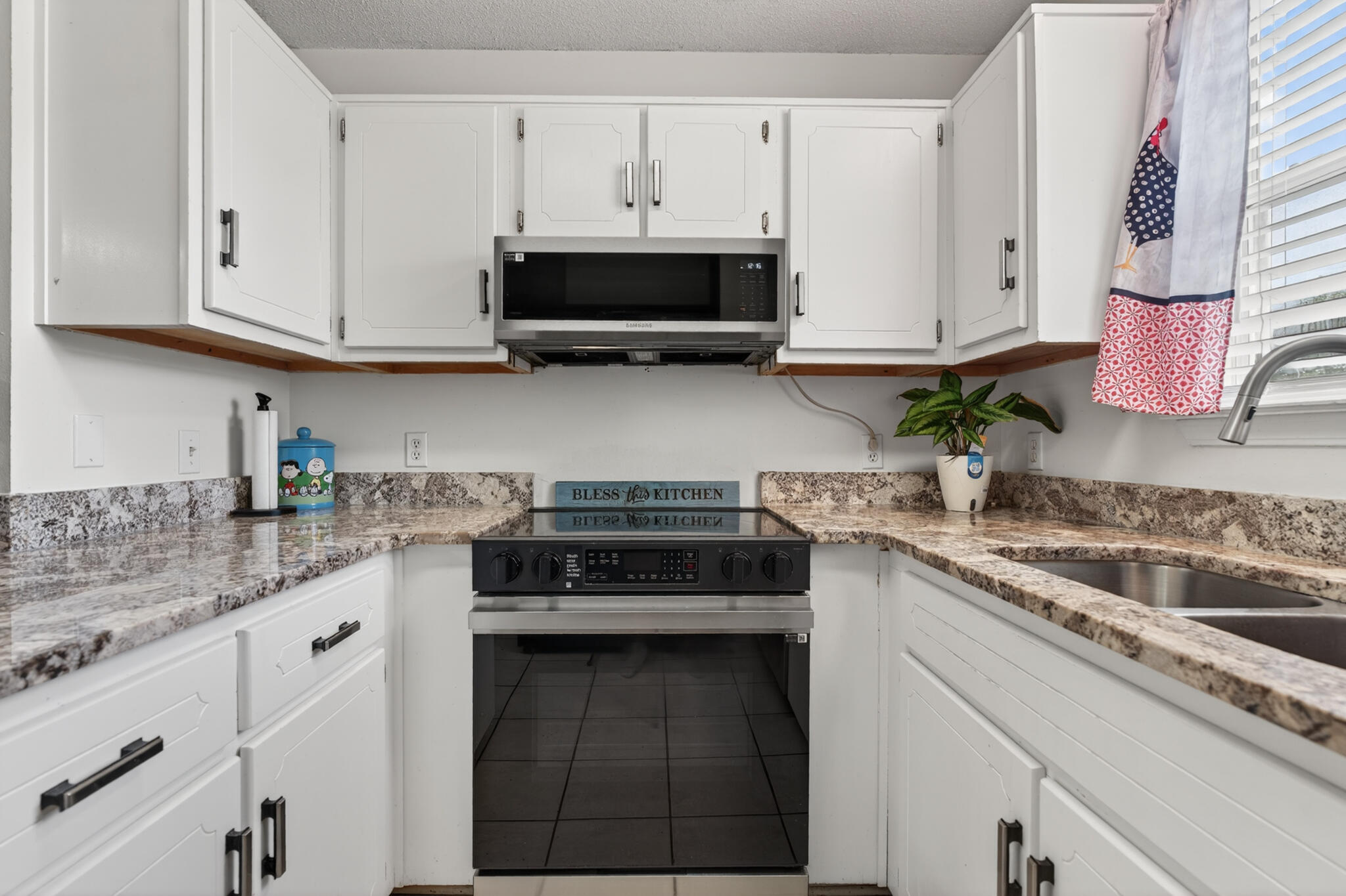 COUNTRYVIEW ESTATES 4TH ADDN PH 2 - Residential