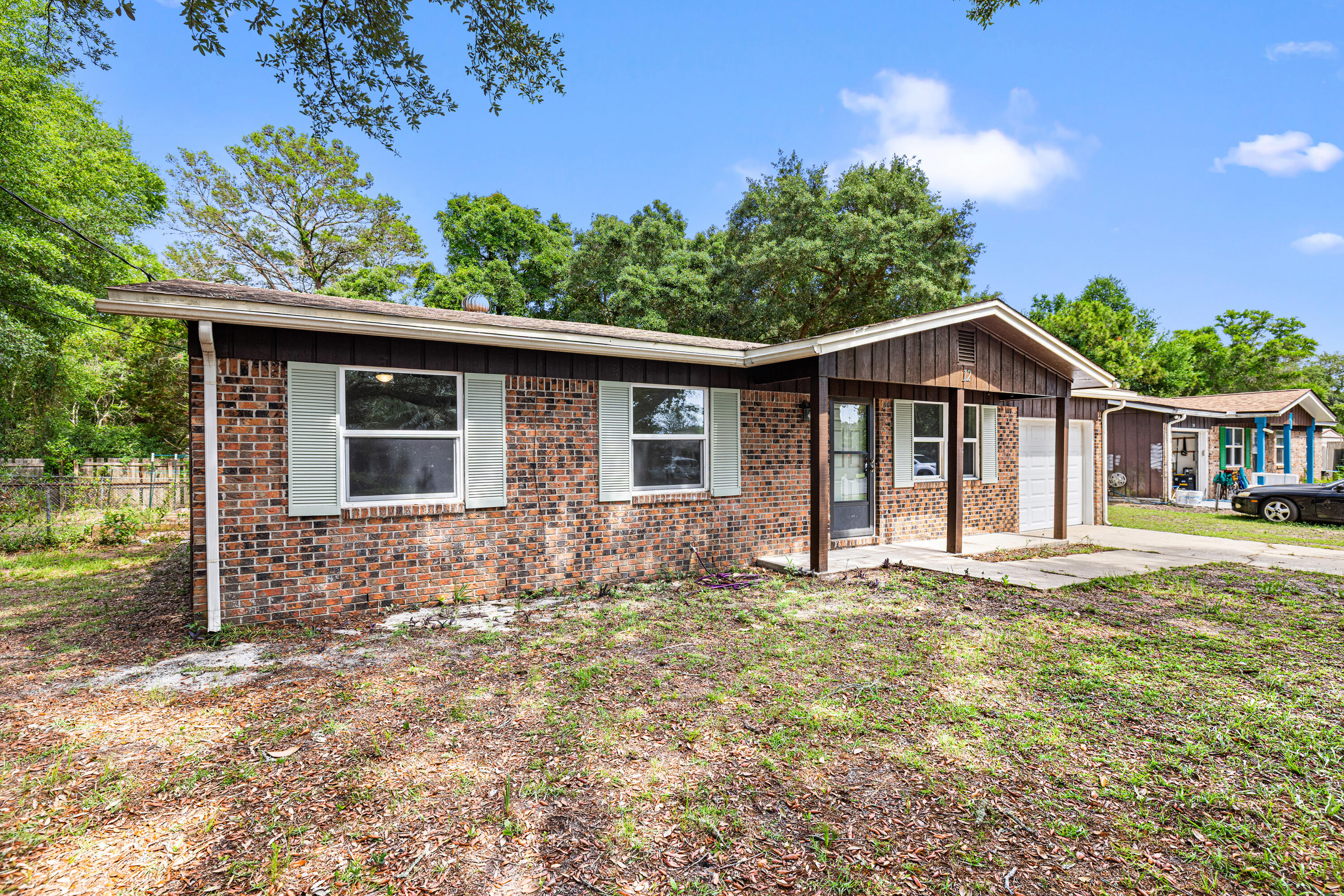 12 Twisted Oak Trail