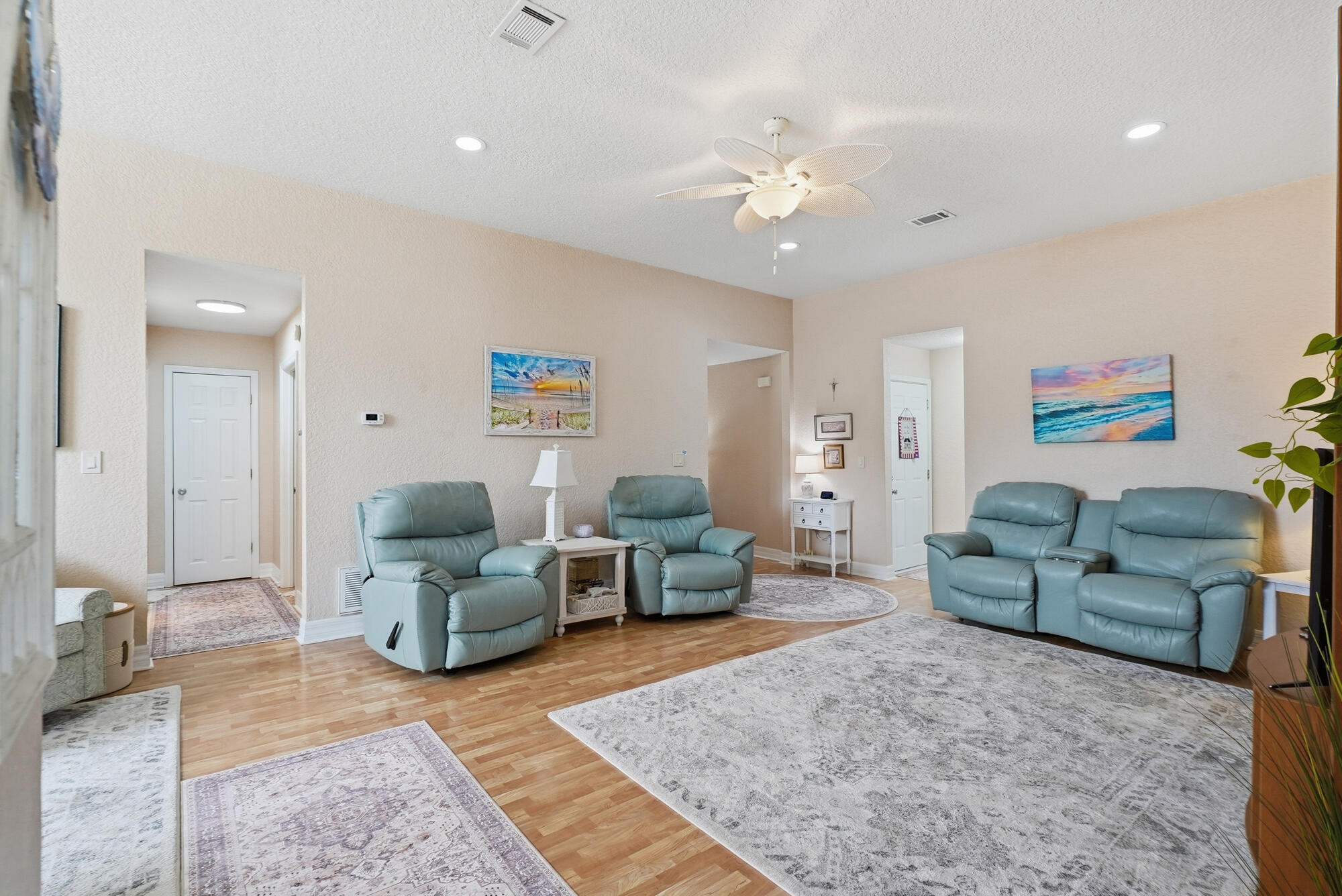 TEN LAKE ESTATES/LAKESHORE GARDENS - Residential