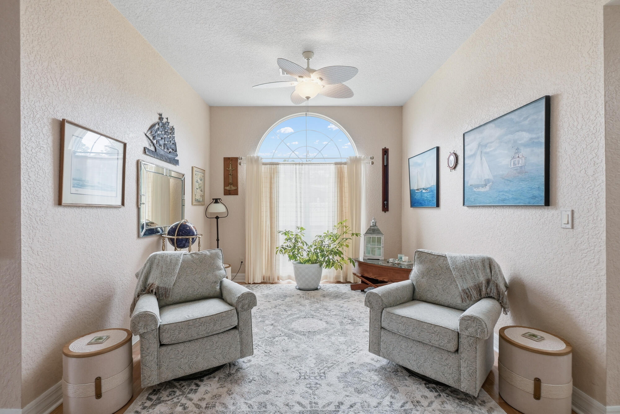 TEN LAKE ESTATES/LAKESHORE GARDENS - Residential