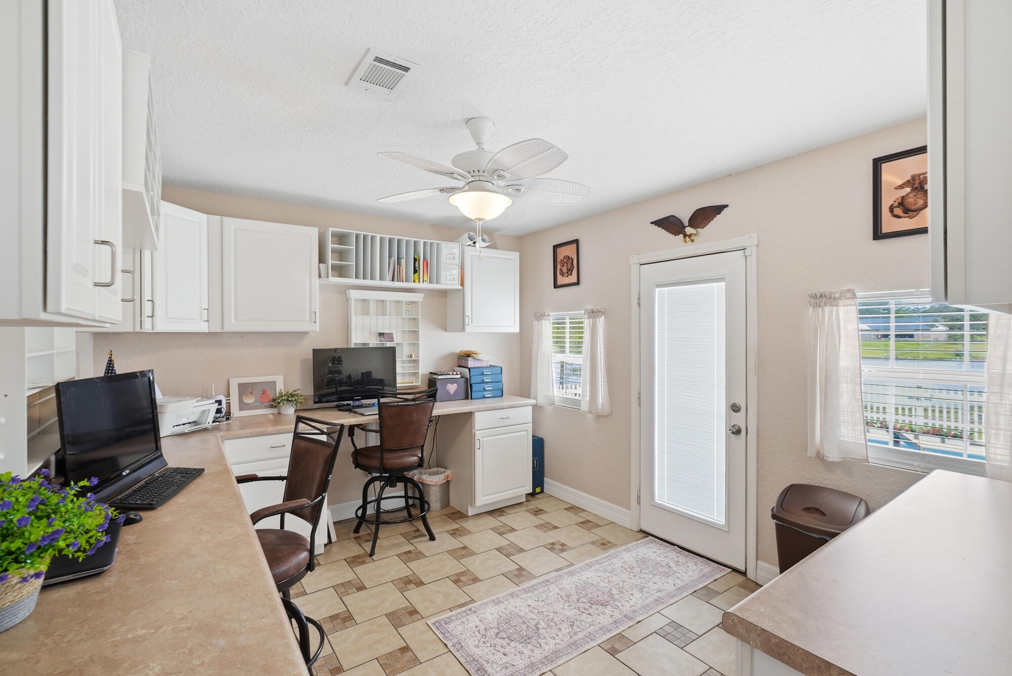 TEN LAKE ESTATES/LAKESHORE GARDENS - Residential