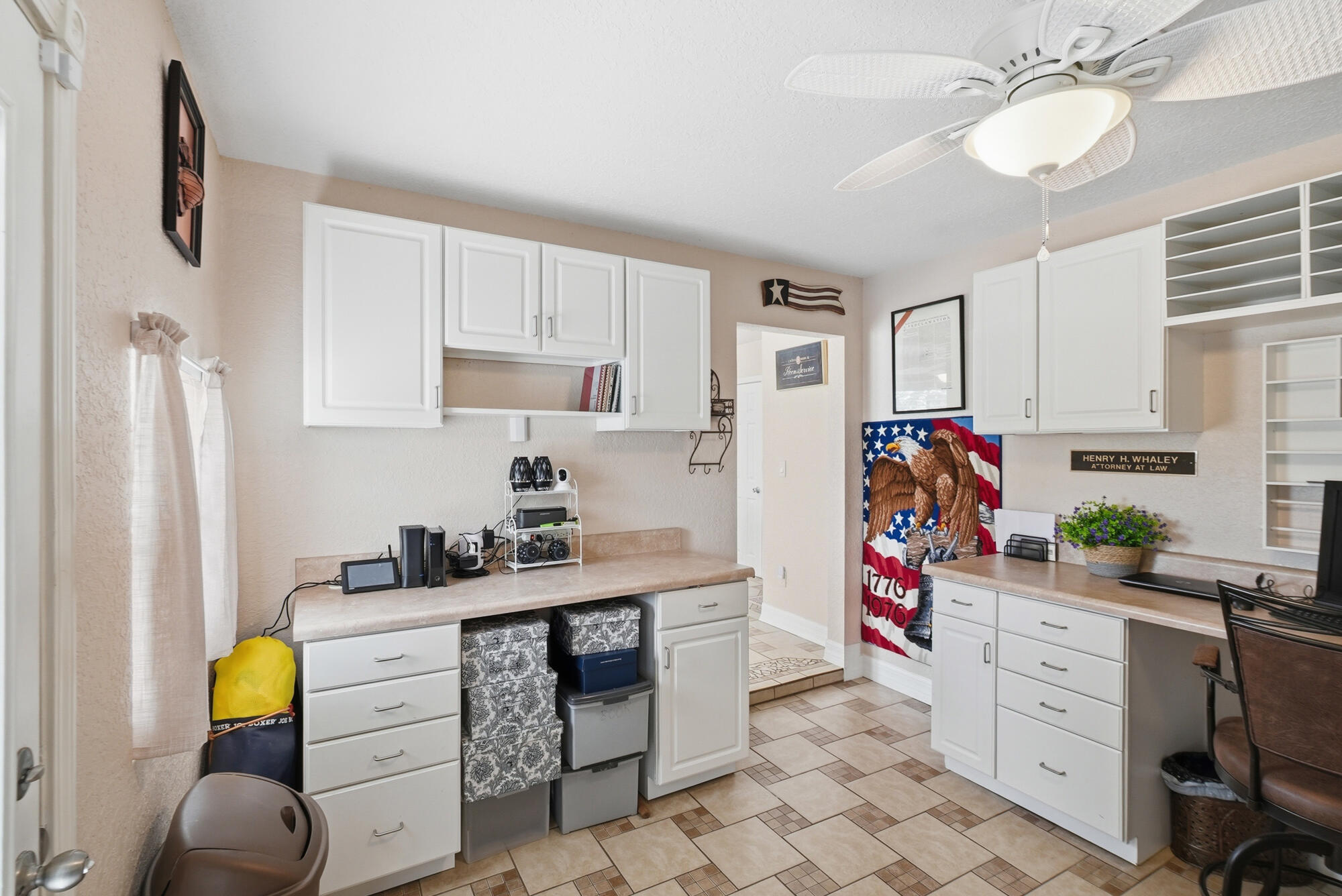 TEN LAKE ESTATES/LAKESHORE GARDENS - Residential