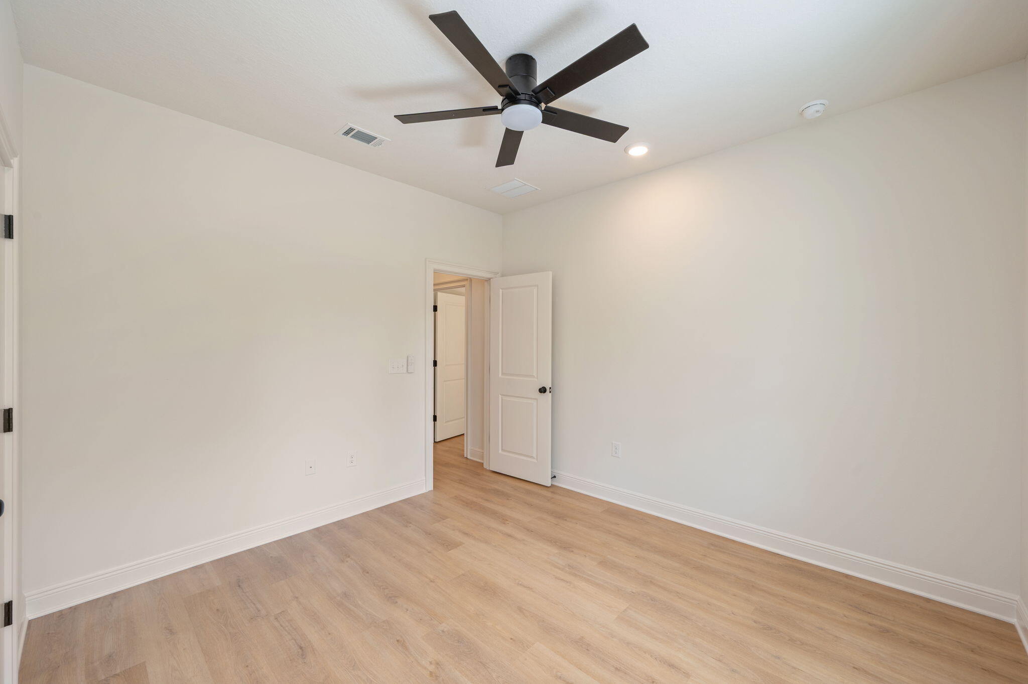 HIDDEN SPRINGS PH II - Residential