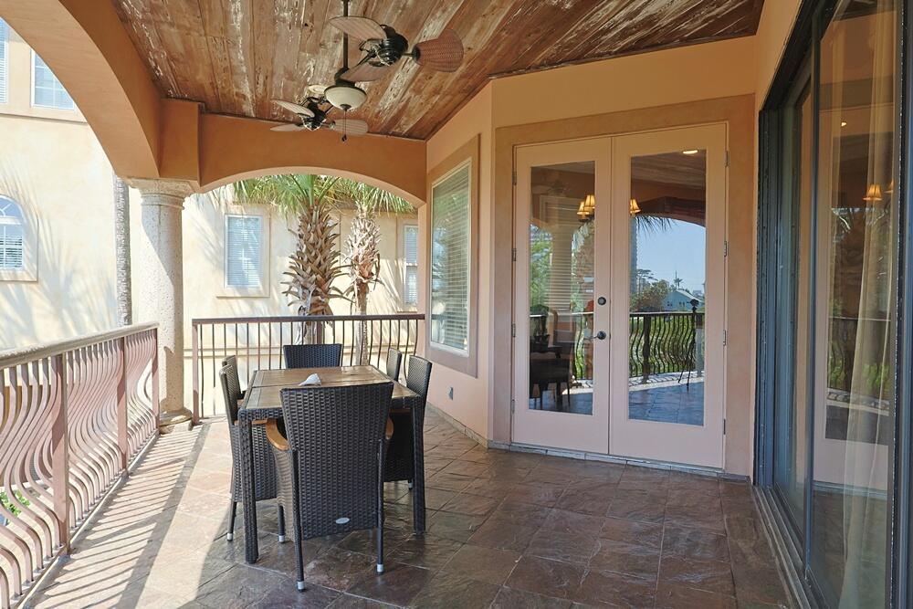 SAINT TROPEZ - Residential