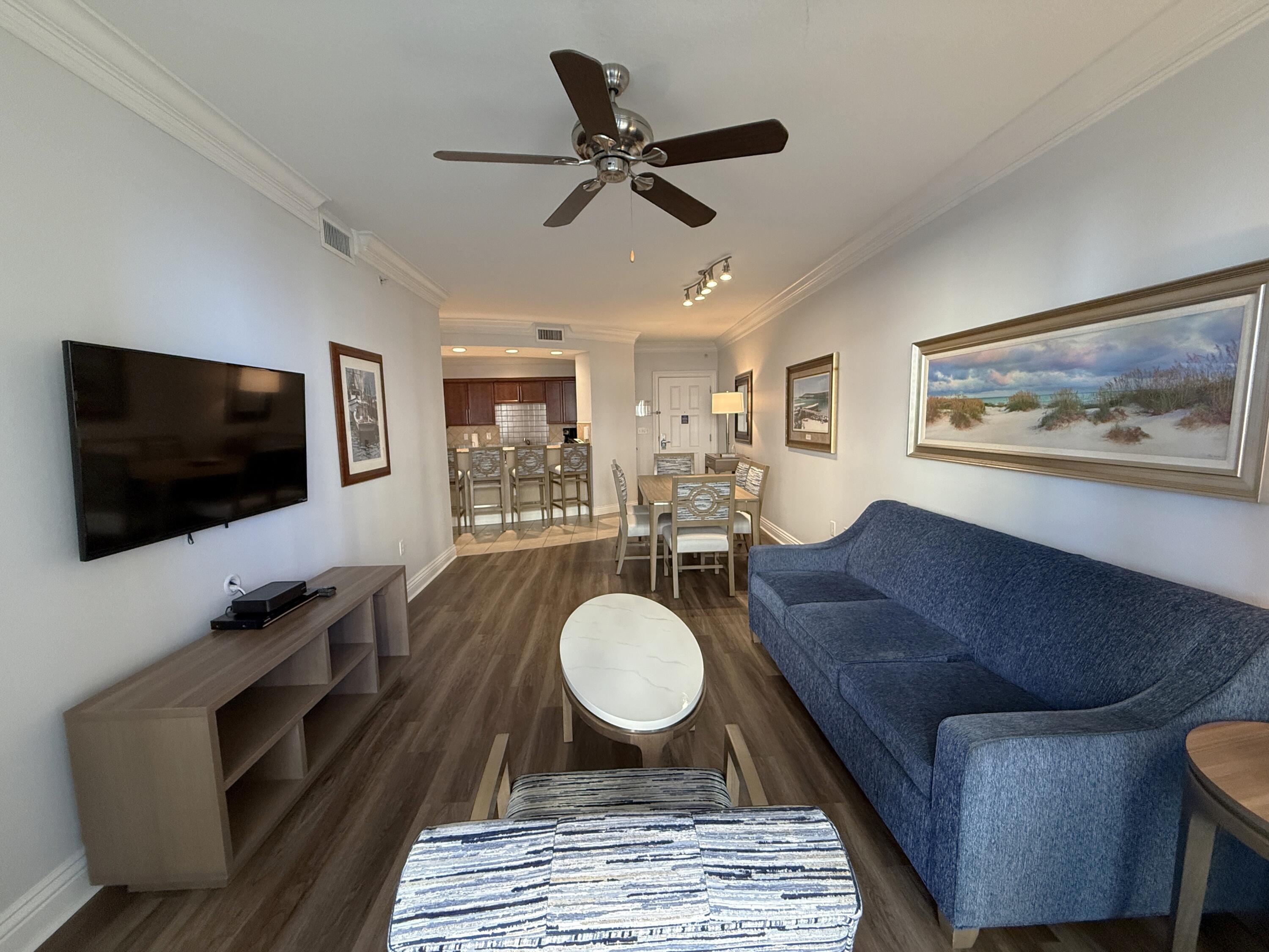 10 HARBOR Boulevard E501A