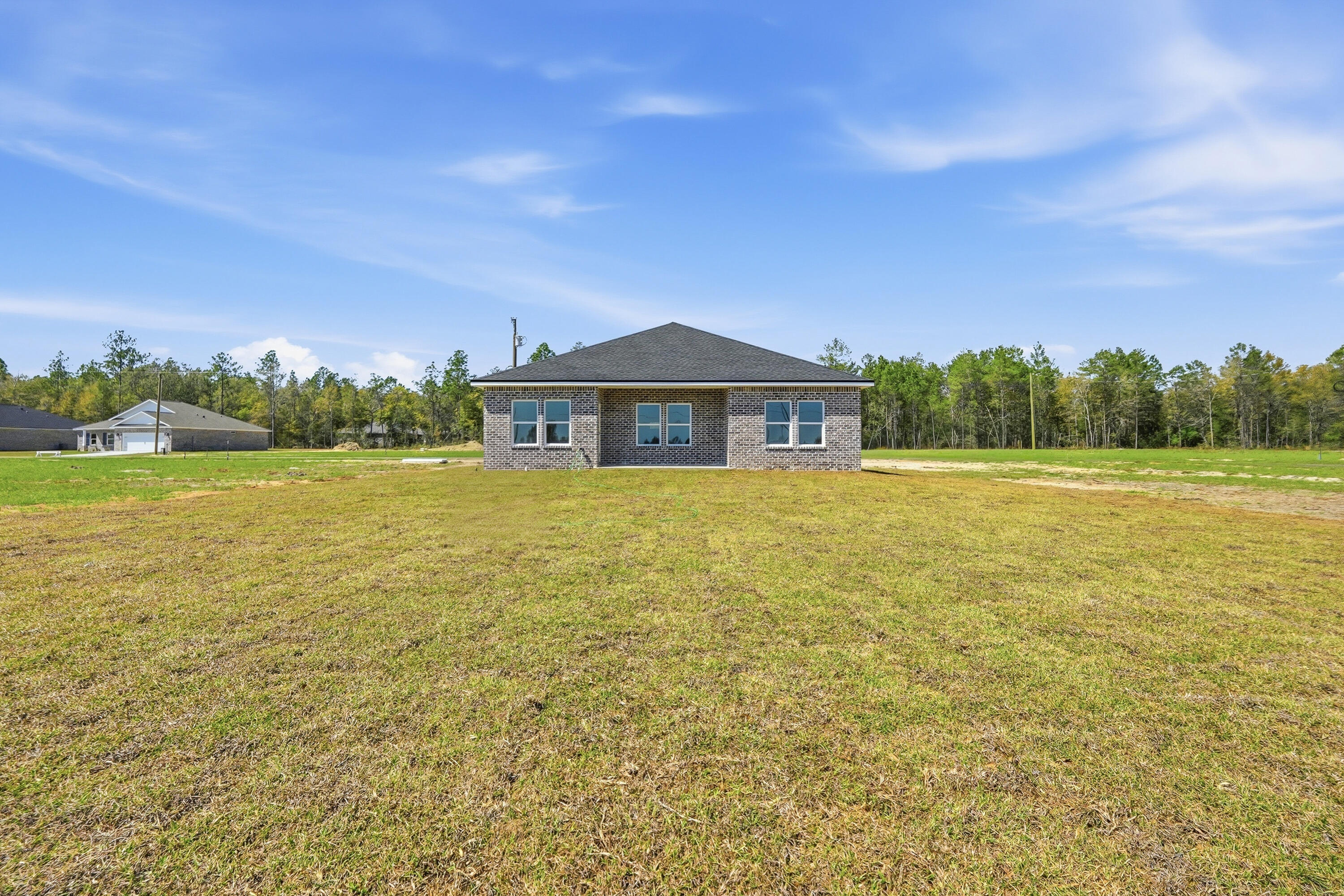 SOUTHERN CHARM - Residential