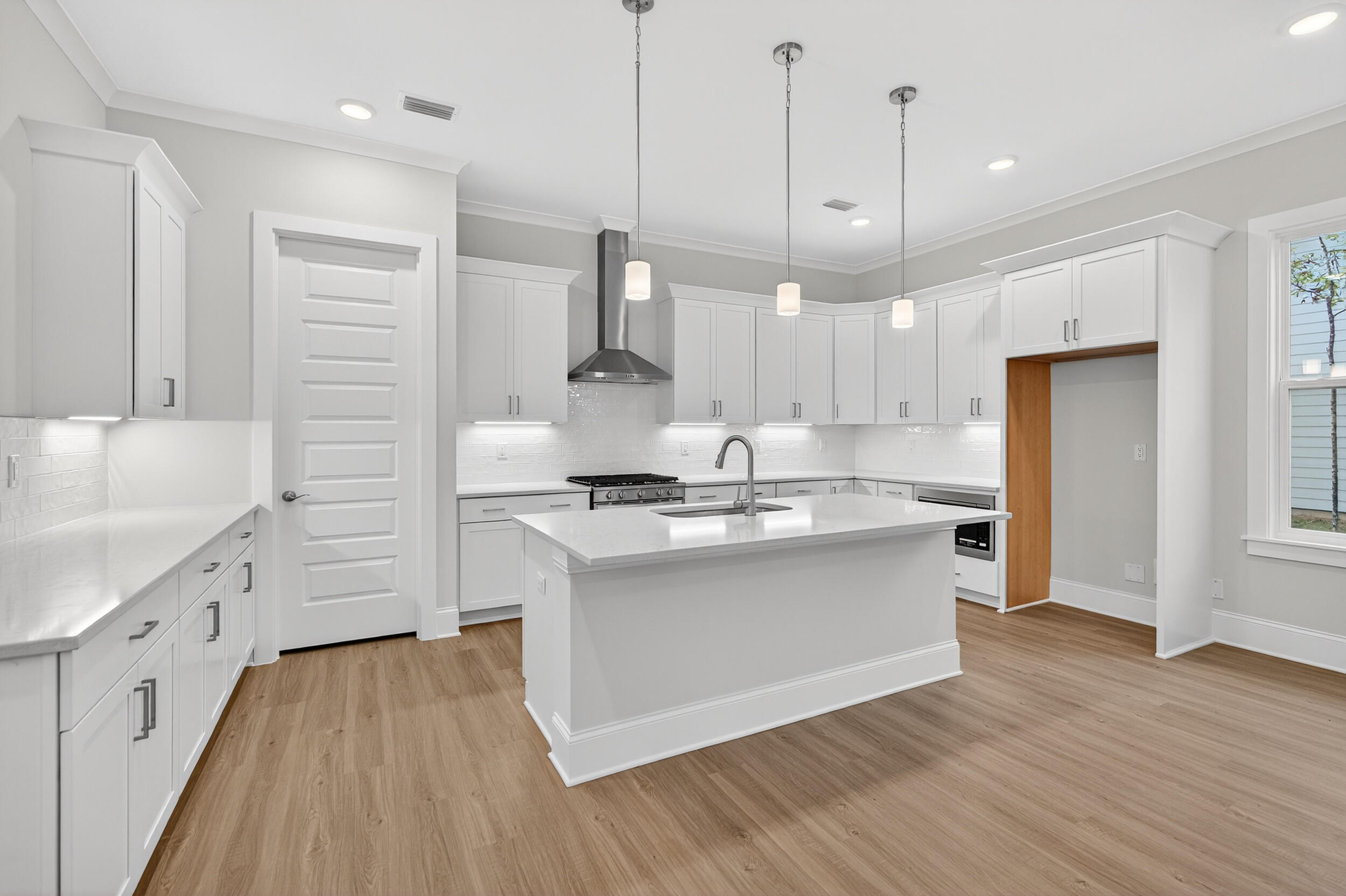 MAGNOLIA BAY ESTATES - Residential