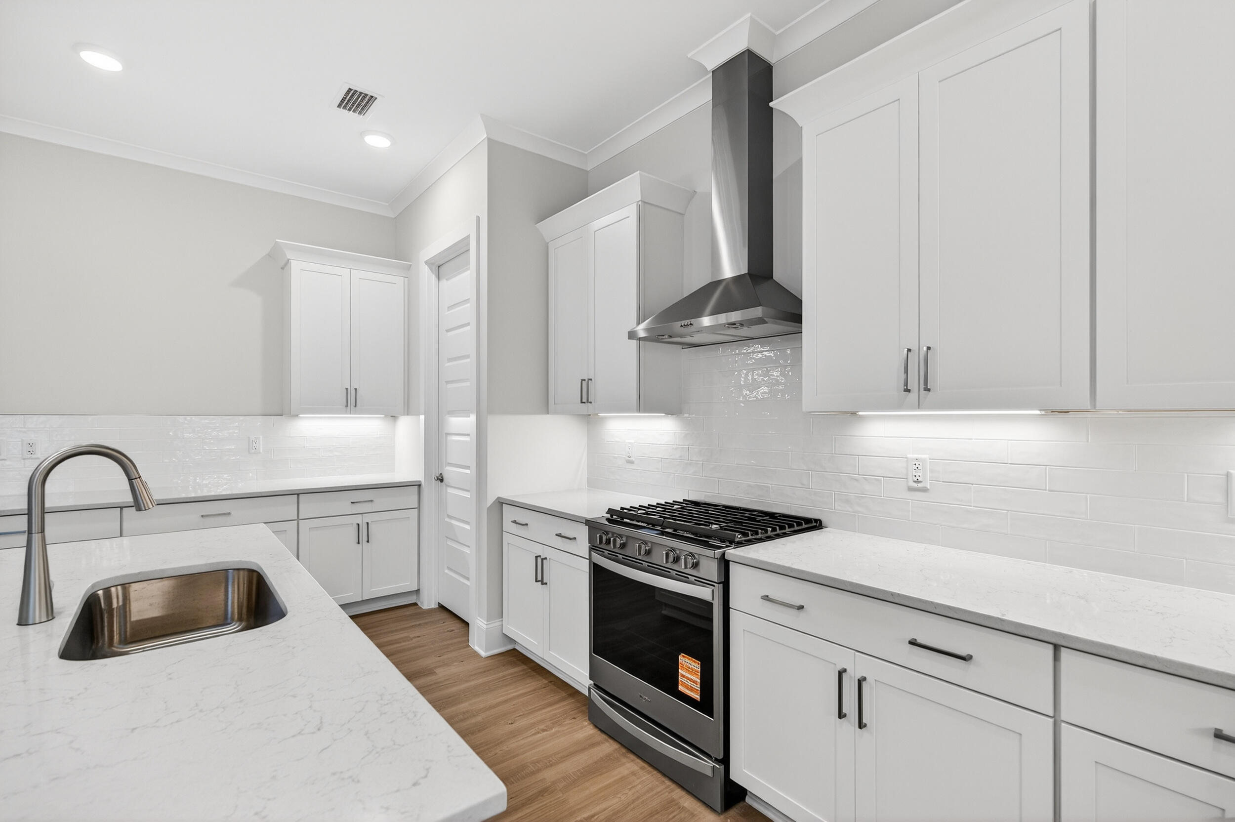 MAGNOLIA BAY ESTATES - Residential