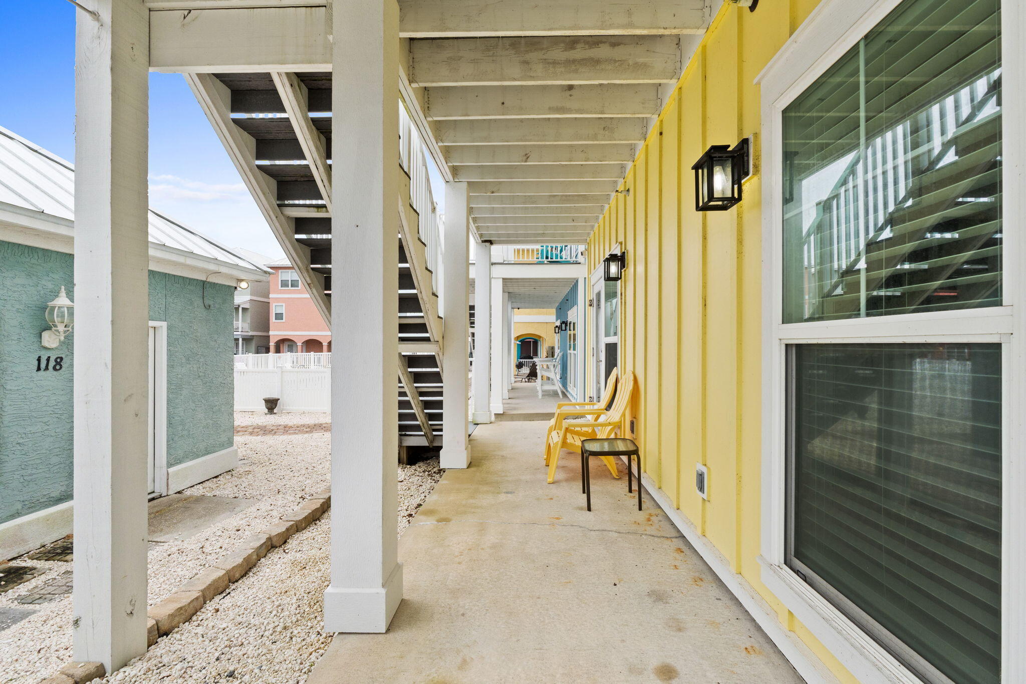 RIVIERA BEACH - Residential