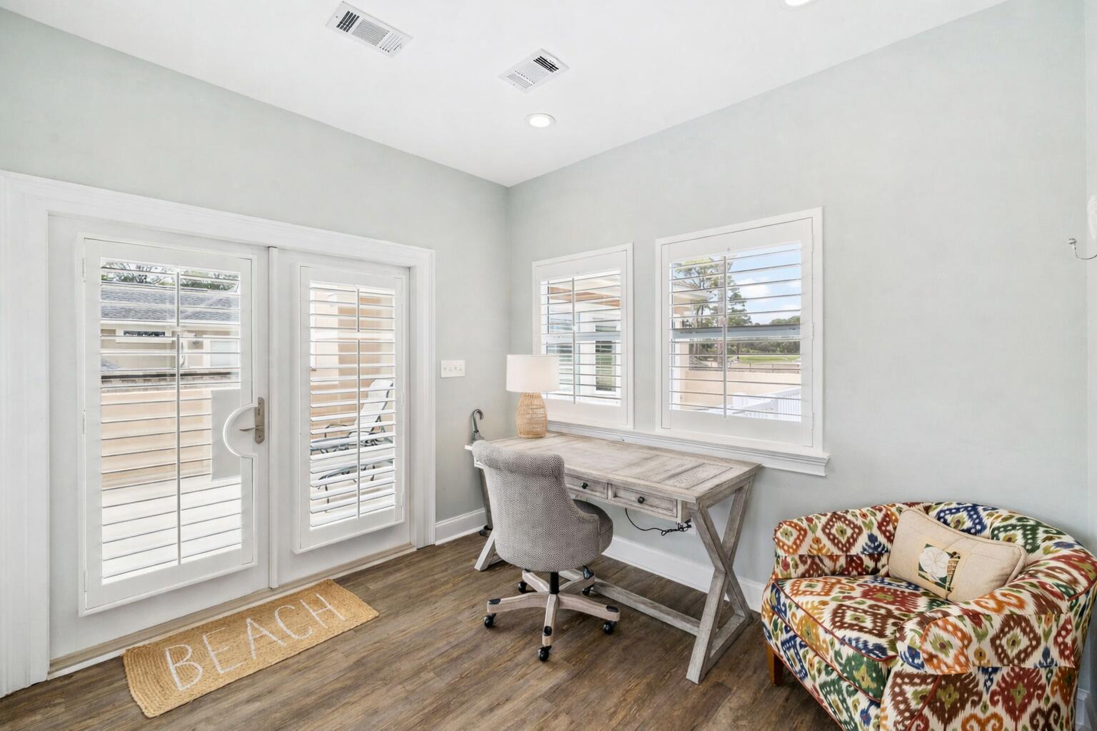 FAIRWAY VILLAS - Residential