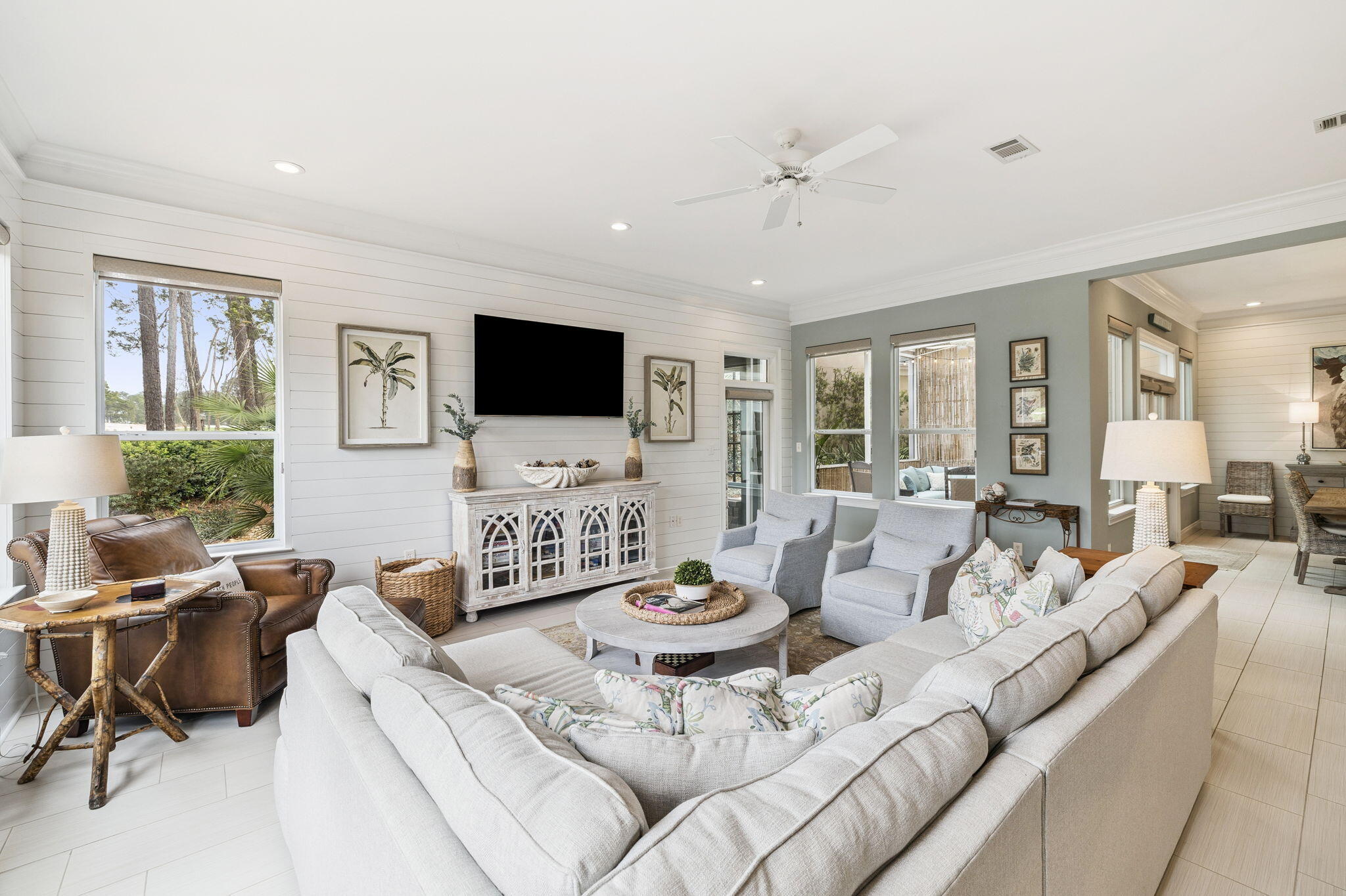 FAIRWAY VILLAS - Residential