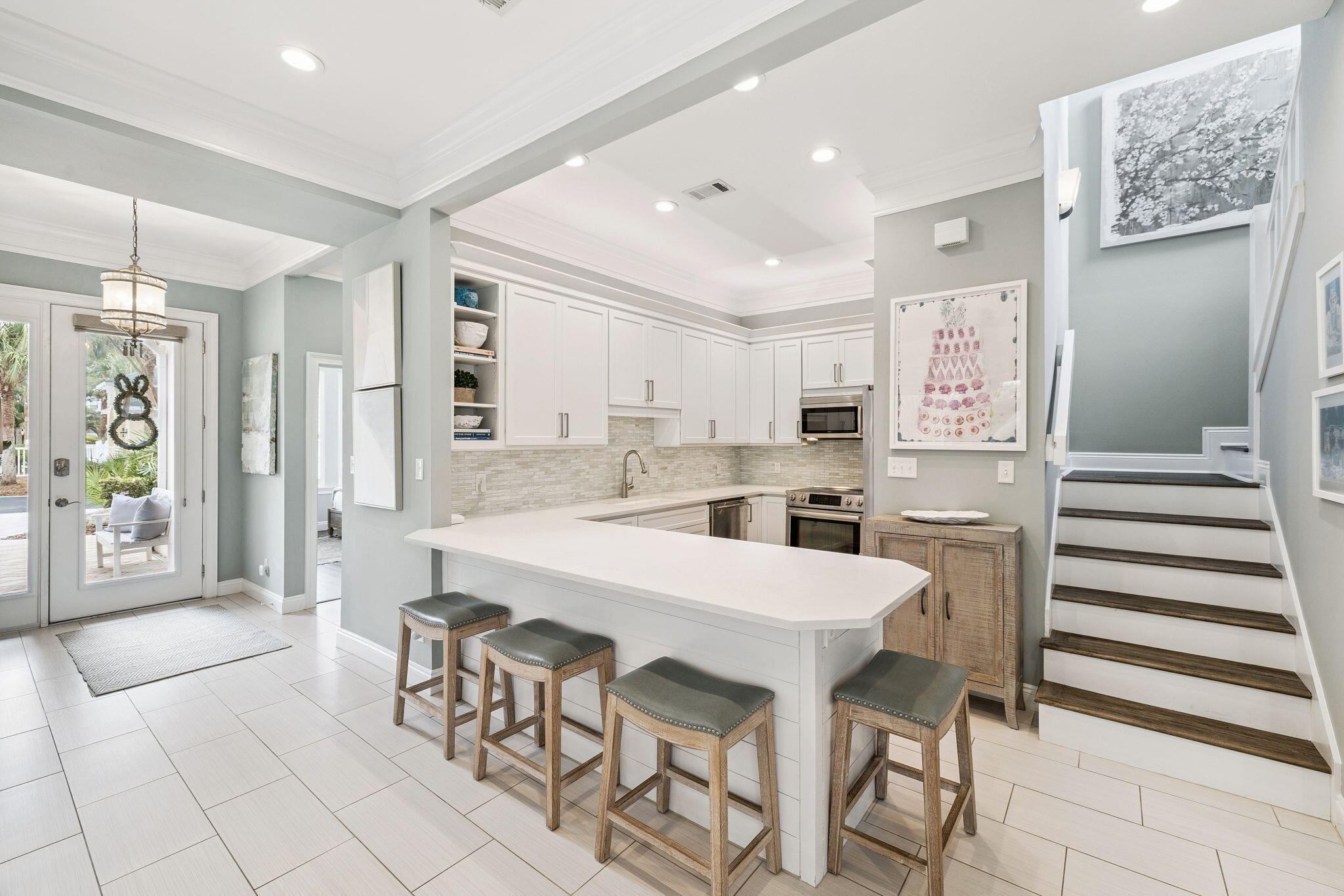 FAIRWAY VILLAS - Residential