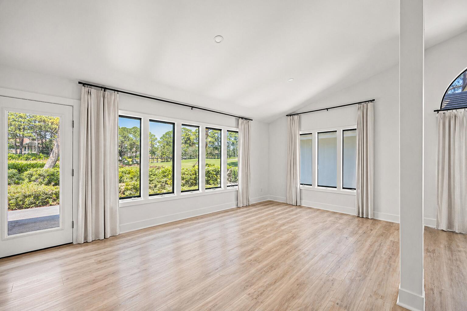 ST ANDREWS DRIVE AT SANDESTIN - Residential