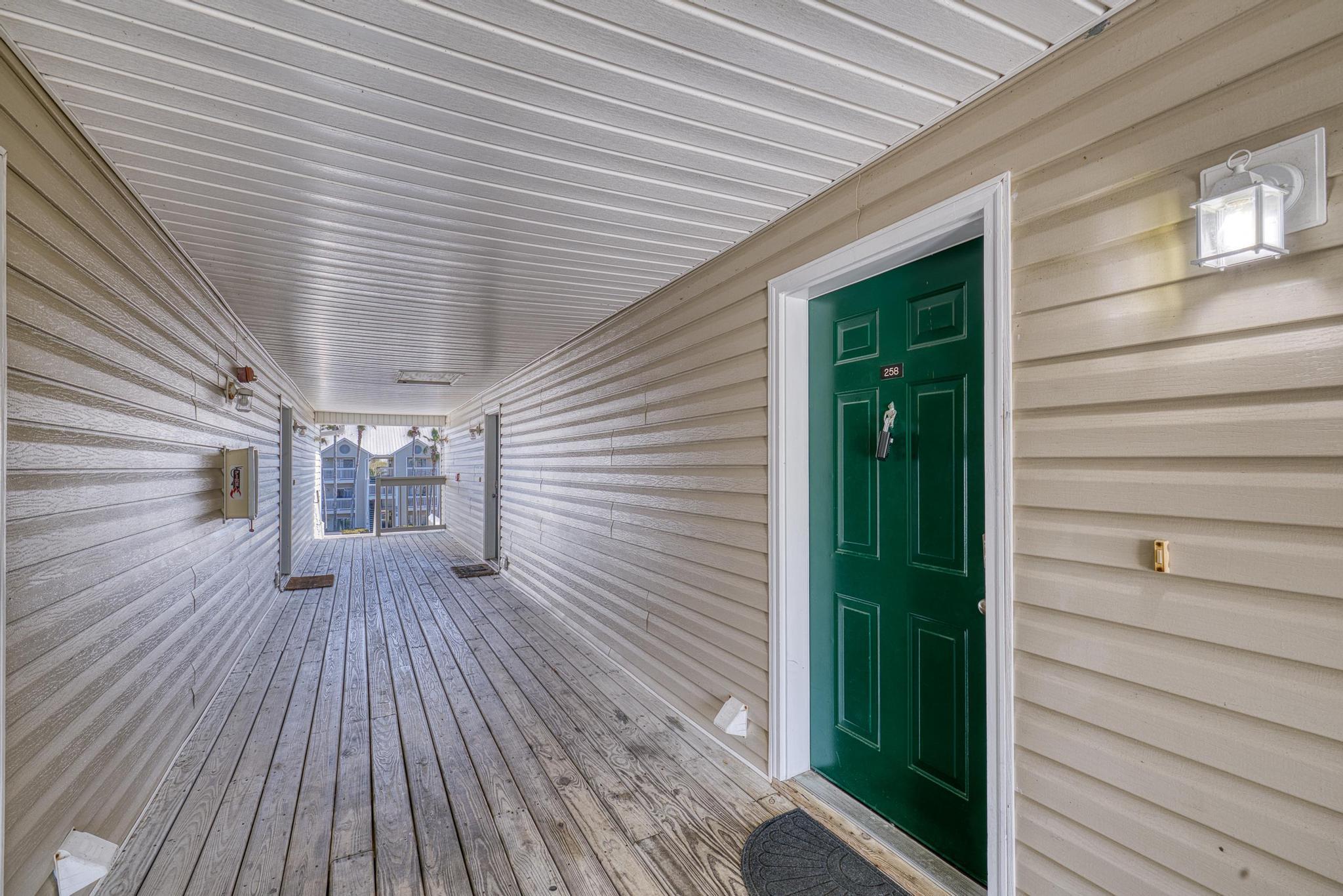 INDIAN LAKE - Residential