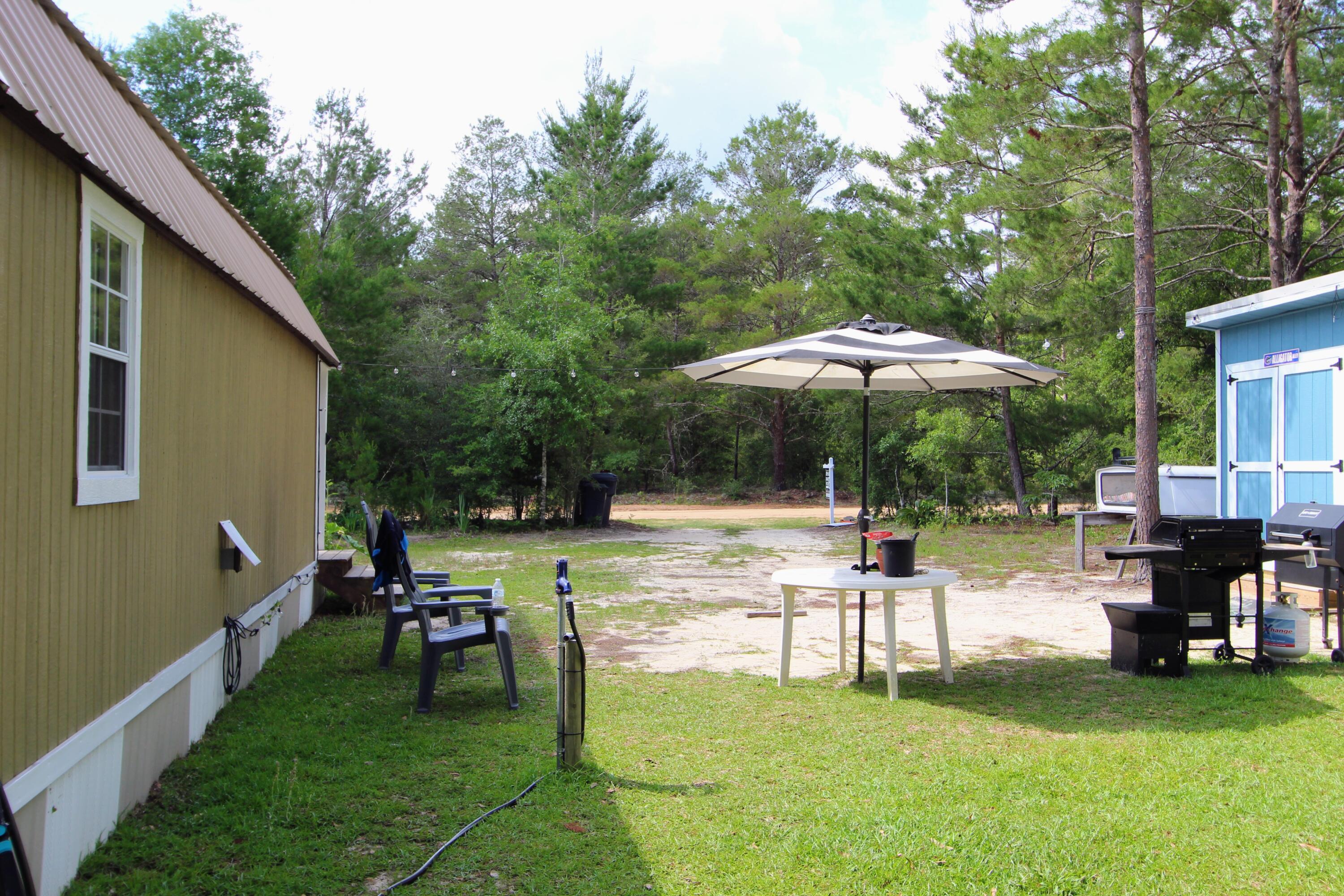 Defuniak Springs - Land