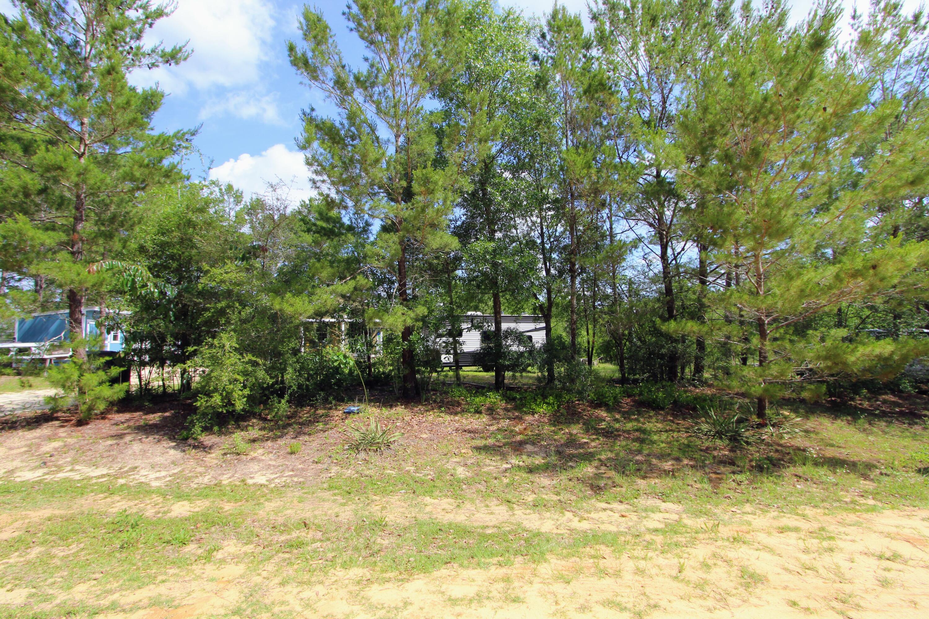 Defuniak Springs - Land